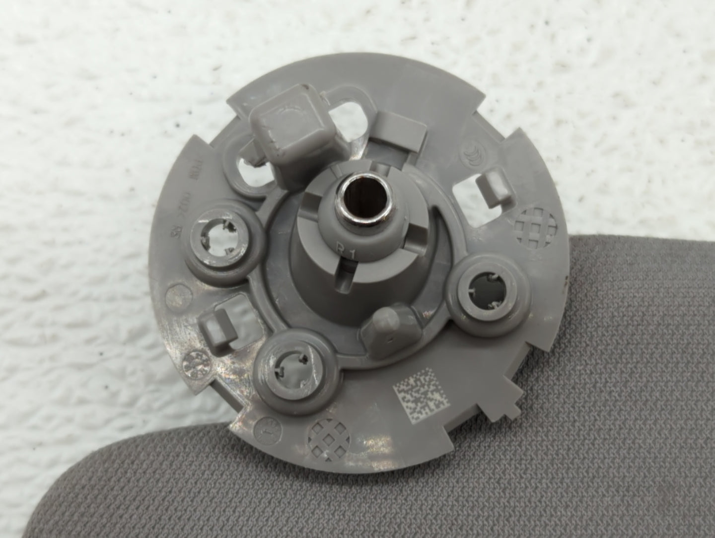 2016-2021 Chevrolet Malibu Sun Visor Shade Replacement Passenger Right Mirror Fits Fits 2016 2017 2018 2019 2020 2021 OEM Us