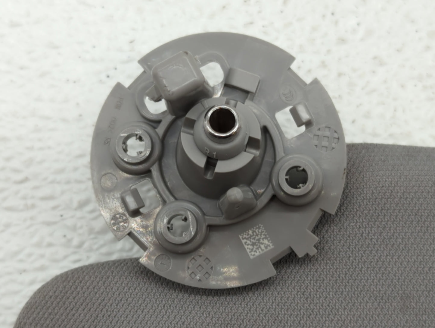 2016-2021 Chevrolet Malibu Sun Visor Shade Replacement Passenger Right Mirror Fits Fits 2016 2017 2018 2019 2020 2021 OEM Us