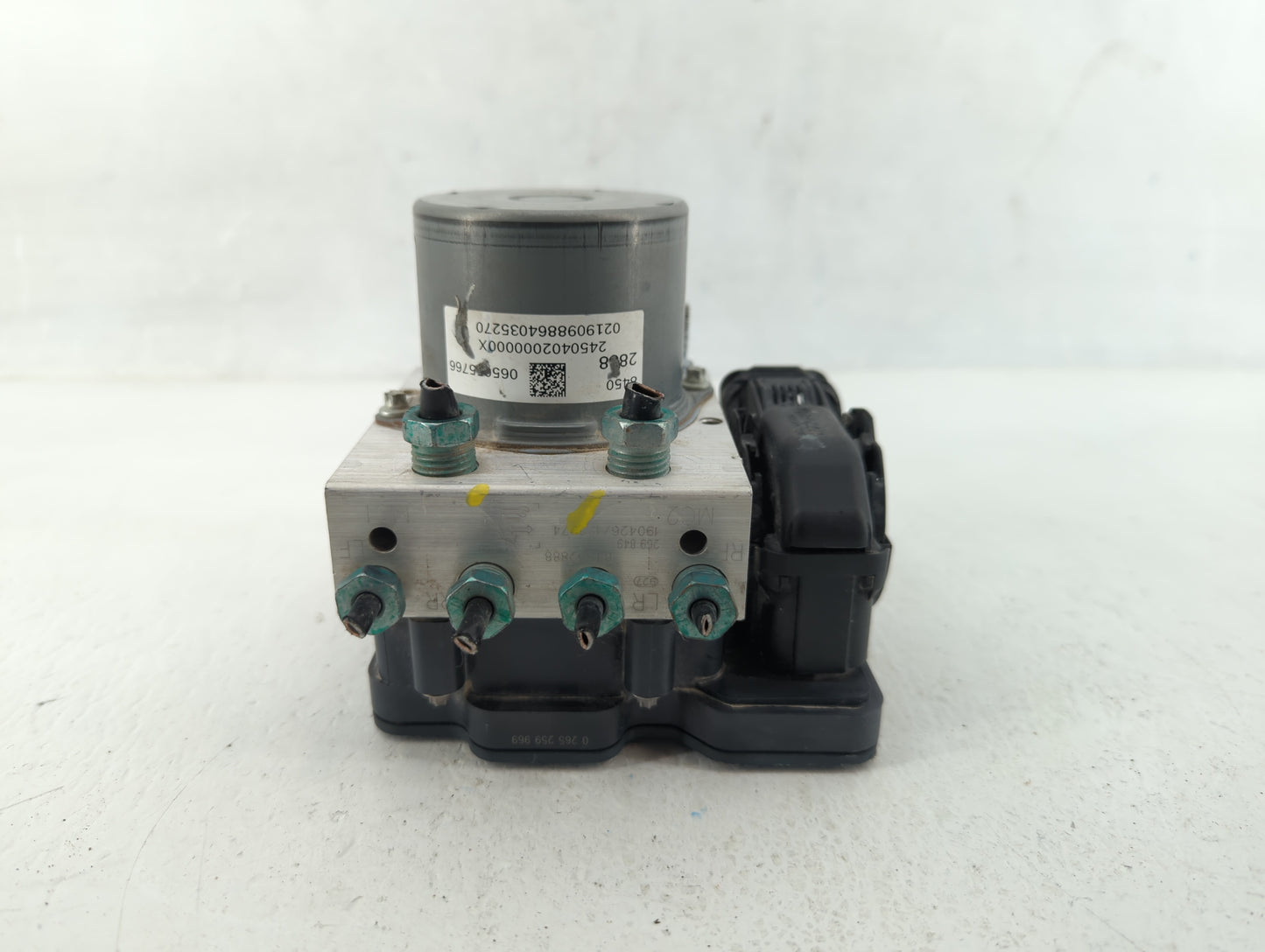 2019-2021 Chevrolet Malibu ABS Pump Control Module Replacement P/N:84502888 065055766 Fits Fits 2019 2020 2021 OEM Used Auto