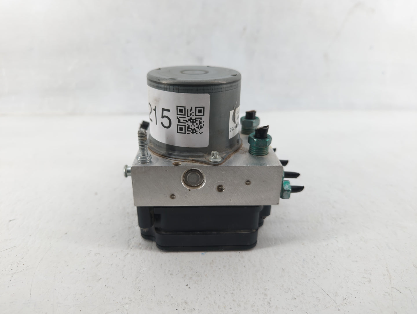 2019-2021 Chevrolet Malibu ABS Pump Control Module Replacement P/N:84502888 065055766 Fits Fits 2019 2020 2021 OEM Used Auto