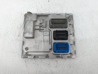 compare product 2018-2019 Chevrolet Malibu PCM Engine Control Computer ECU ECM PCU OEM P/N:12691559 12699666, 12697426 Fits Fits 2018 2019 OEM Used Auto Parts