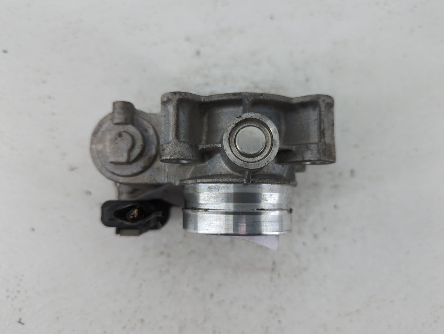 2016-2021 Chevrolet Malibu Throttle Body P/N:12671379AA Fits Fits 2016 2017 2018 2019 2020 2021 2022 OEM Used Auto Parts - O