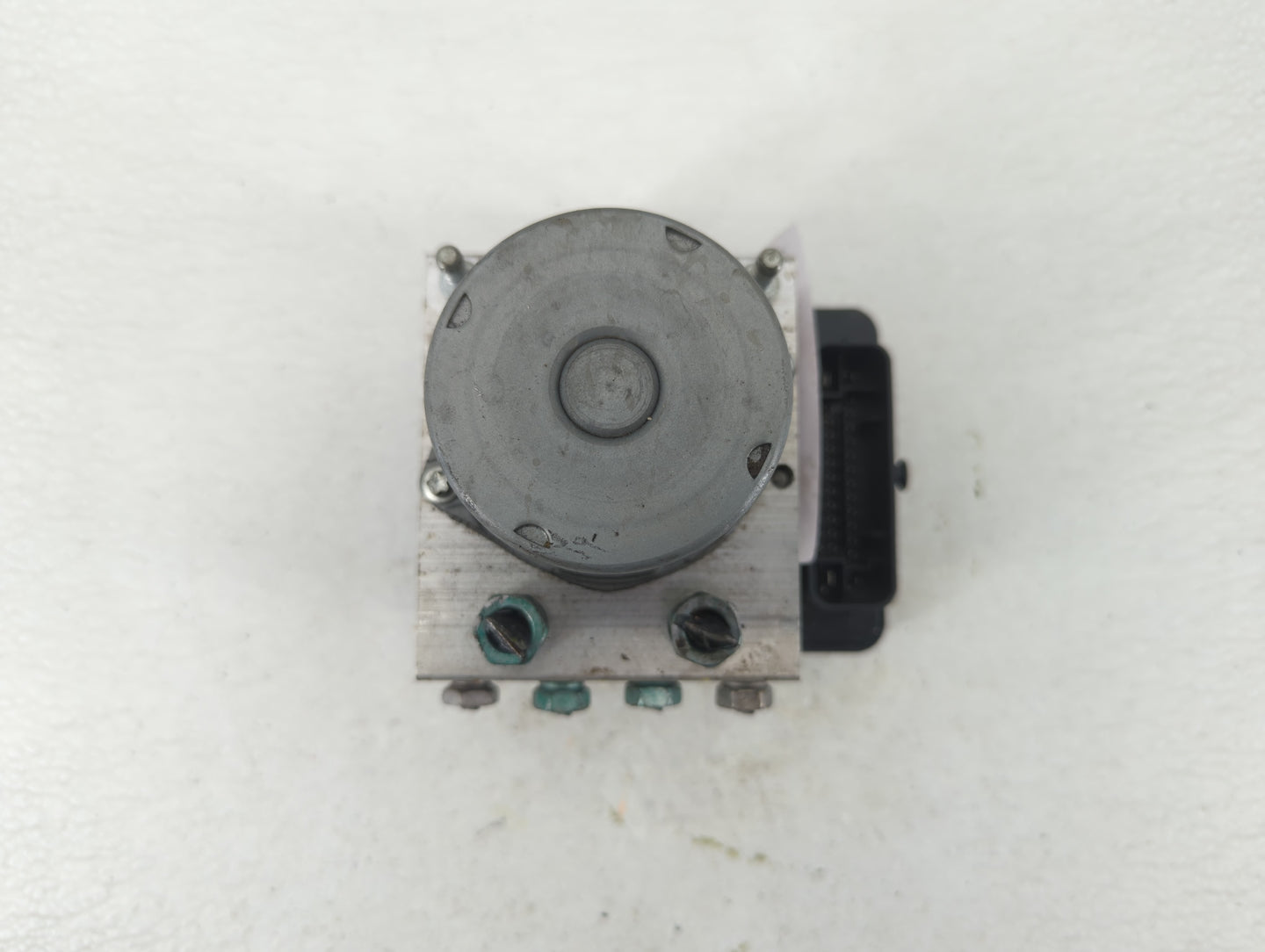 2019-2021 Chevrolet Malibu ABS Pump Control Module Replacement P/N:84501623 Fits Fits 2019 2020 2021 OEM Used Auto Parts - O