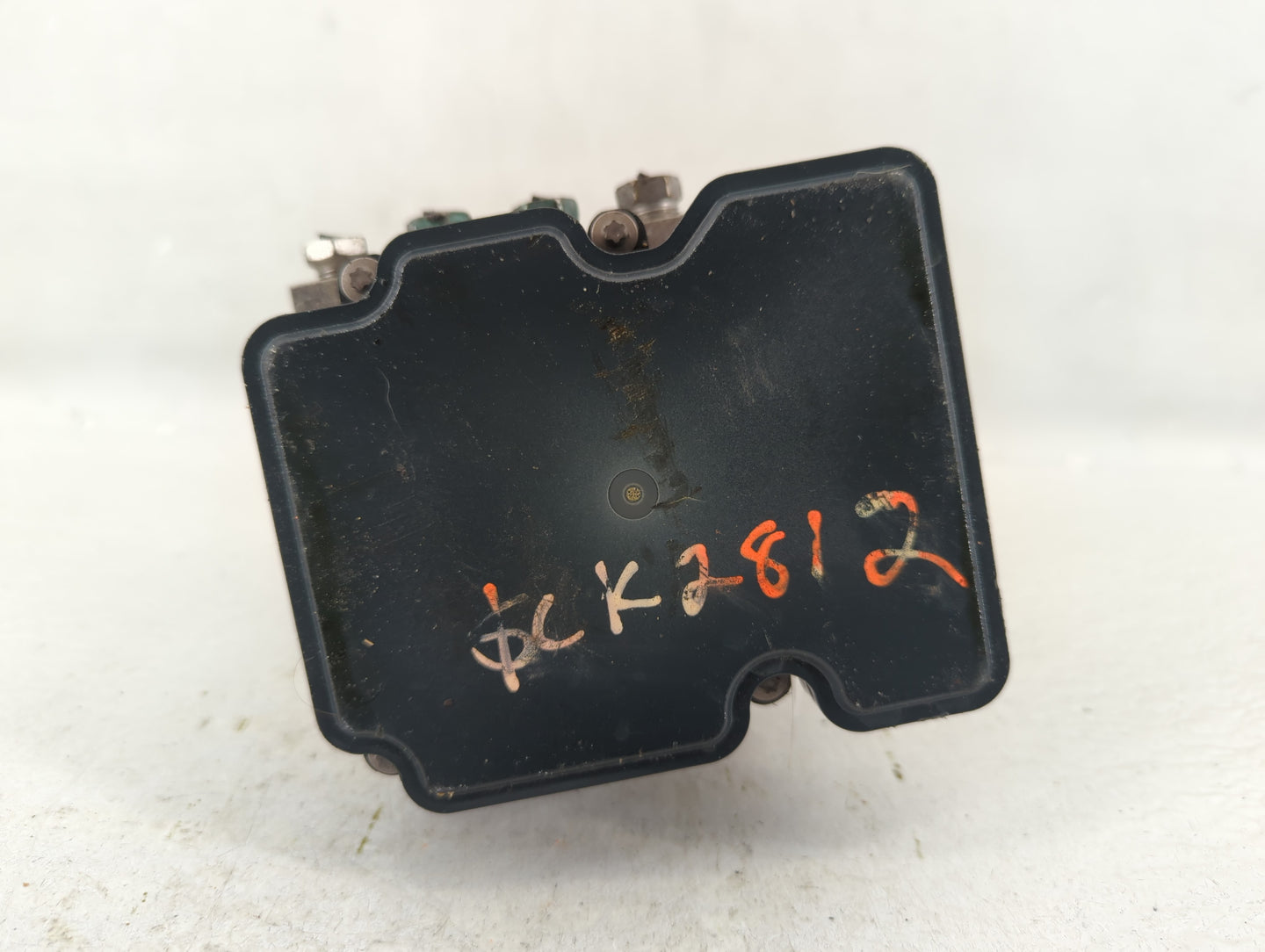 2019-2021 Chevrolet Malibu ABS Pump Control Module Replacement P/N:84501623 Fits Fits 2019 2020 2021 OEM Used Auto Parts - O