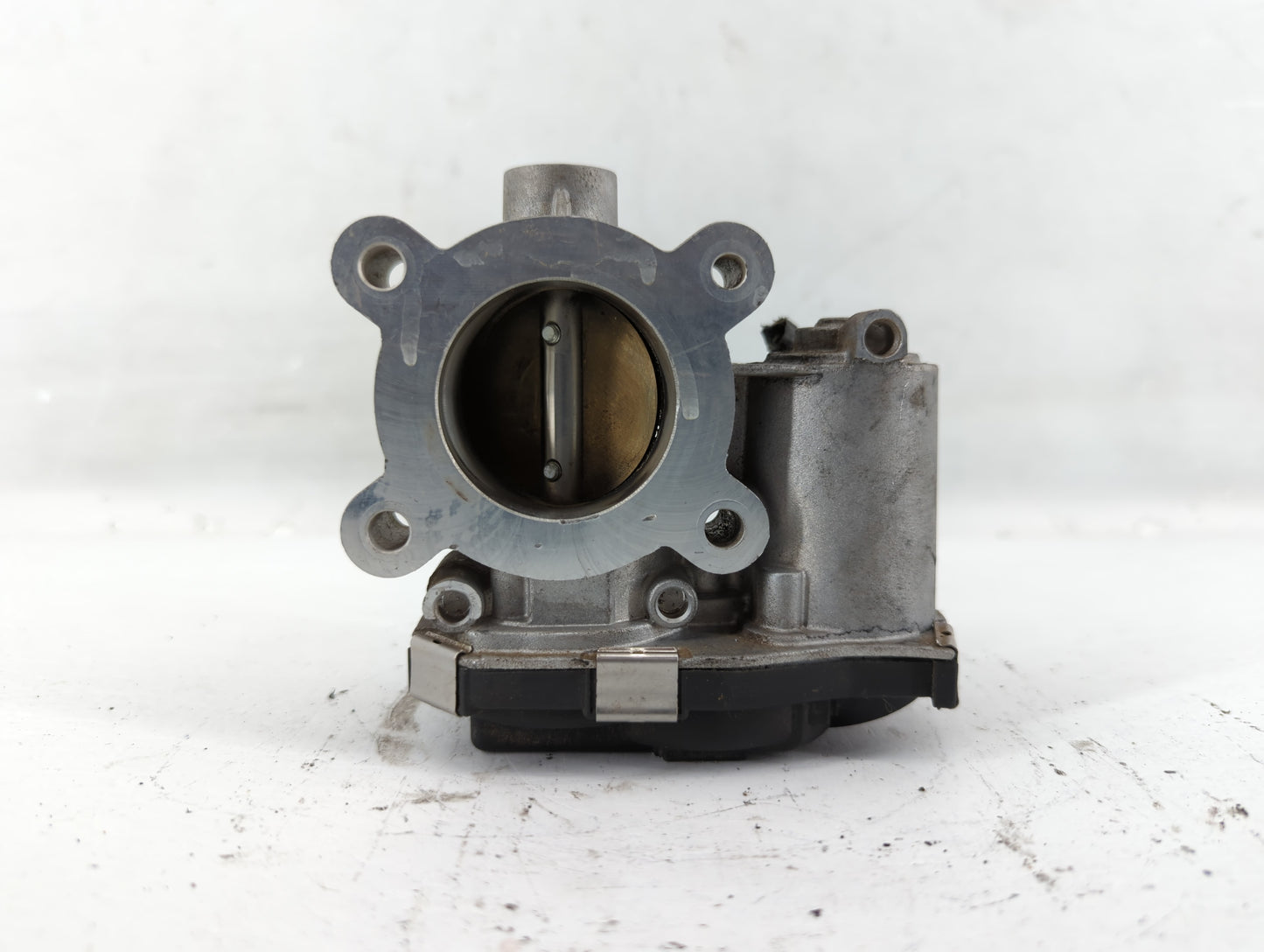 2016-2021 Chevrolet Malibu Throttle Body P/N:12671379AA Fits Fits 2016 2017 2018 2019 2020 2021 2022 OEM Used Auto Parts - O