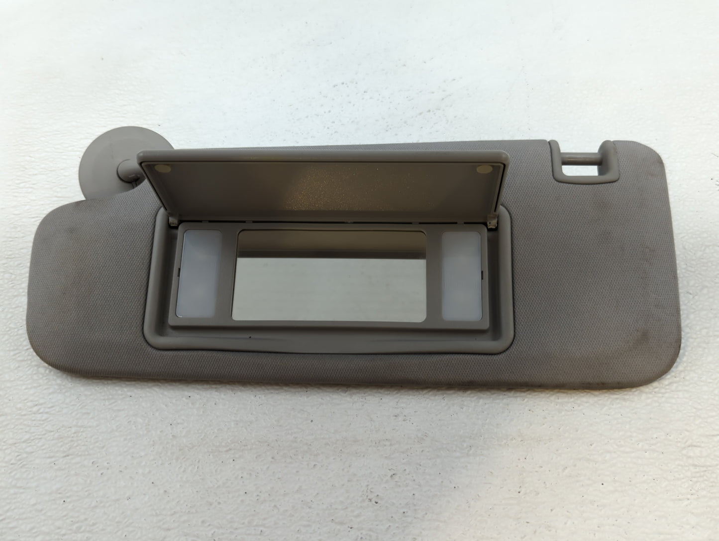 2016-2021 Chevrolet Malibu Sun Visor Shade Replacement Driver Left Mirror Fits Fits 2016 2017 2018 2019 2020 2021 OEM Used A