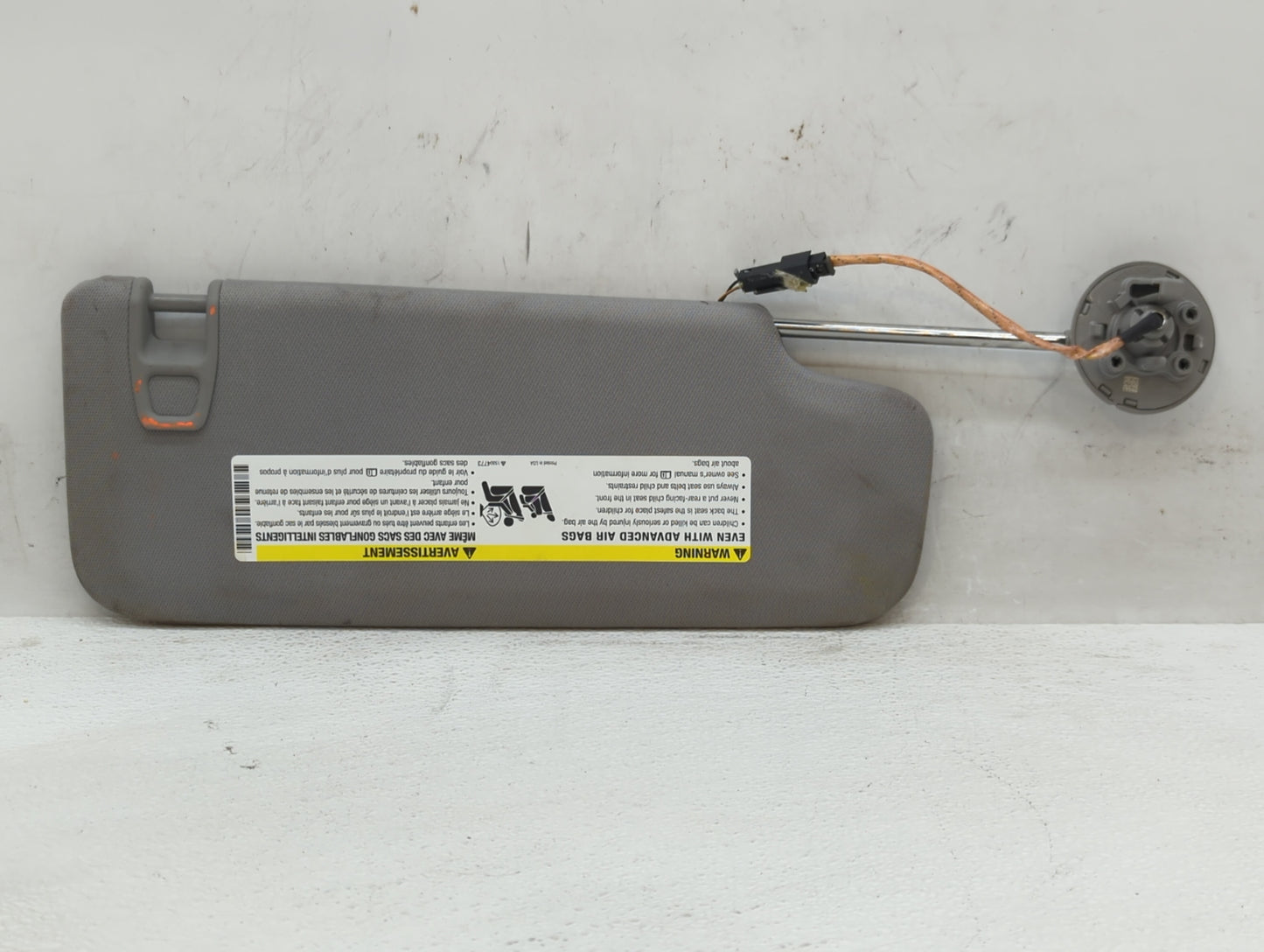 2016-2021 Chevrolet Malibu Sun Visor Shade Replacement Driver Left Mirror Fits Fits 2016 2017 2018 2019 2020 2021 OEM Used A