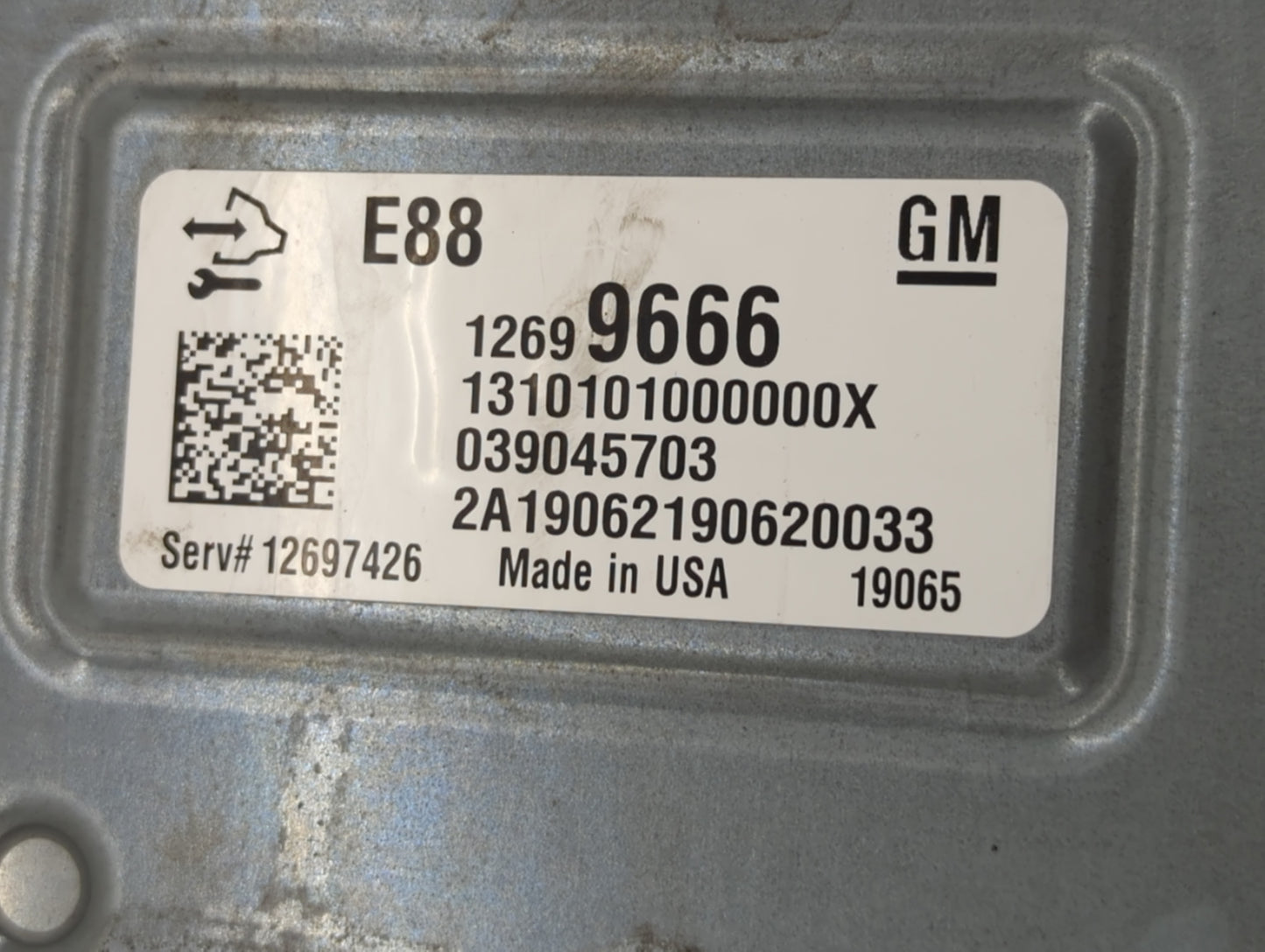 2018-2019 Chevrolet Malibu PCM Engine Control Computer ECU ECM PCU OEM P/N:12699666 Fits Fits 2018 2019 OEM Used Auto Parts 