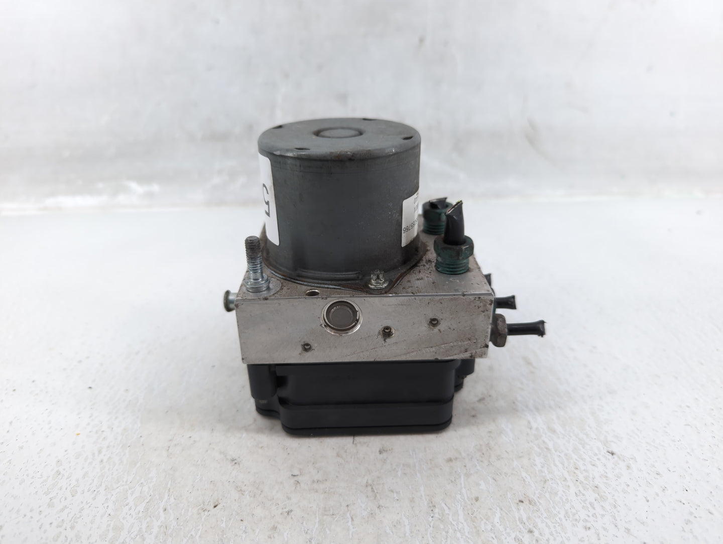 2019-2021 Chevrolet Malibu ABS Pump Control Module Replacement P/N:065055766 Fits Fits 2019 2020 2021 OEM Used Auto Parts - 