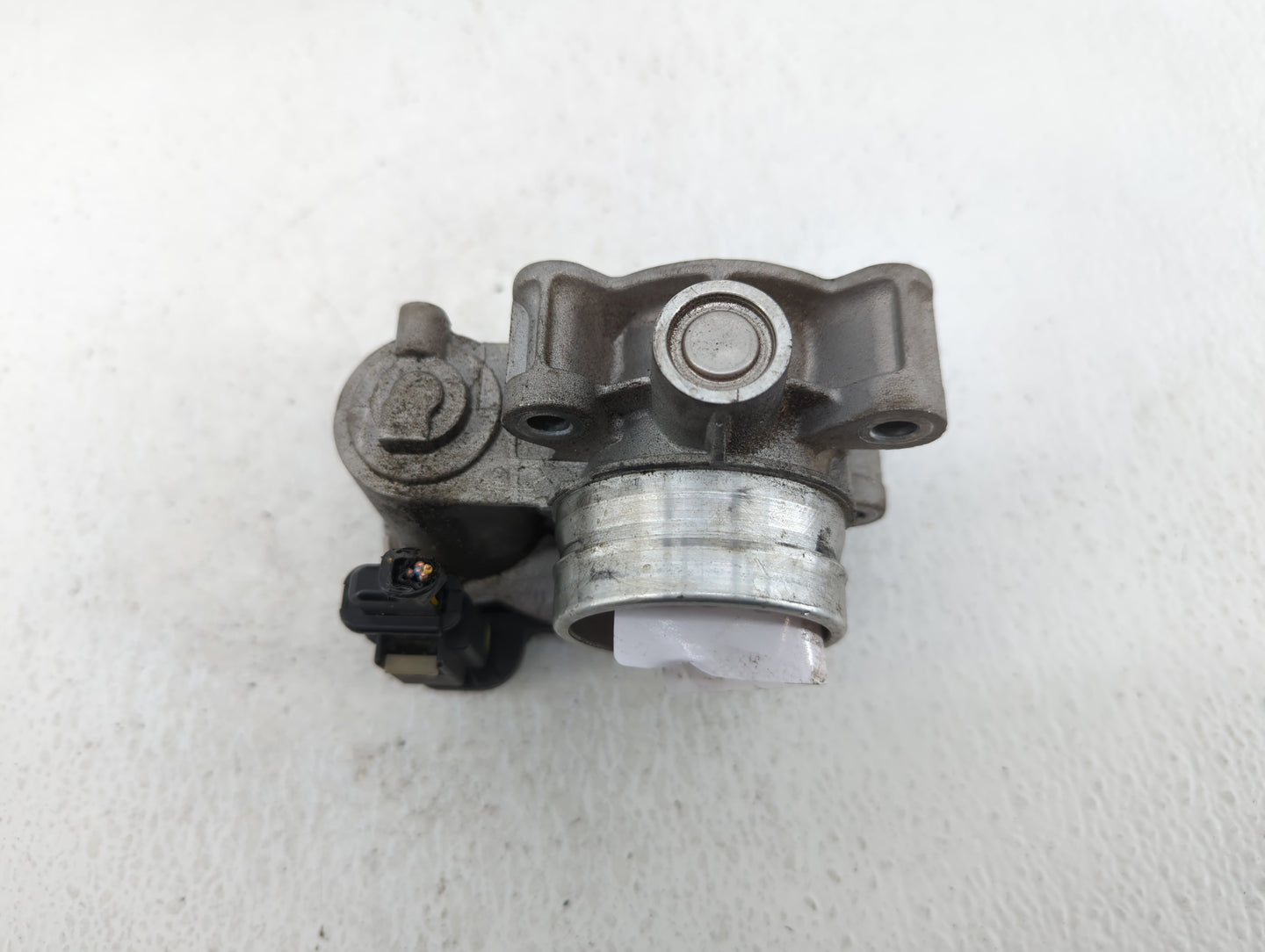 2016-2021 Chevrolet Malibu Throttle Body P/N:12671379AA Fits Fits 2016 2017 2018 2019 2020 2021 2022 OEM Used Auto Parts - O