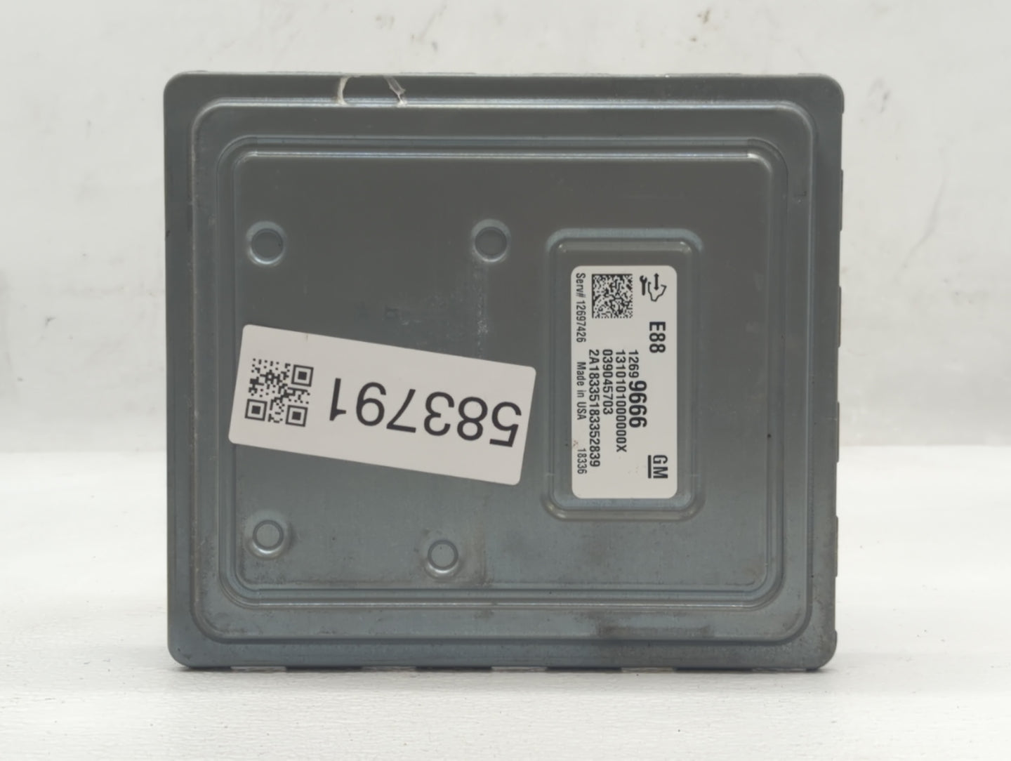 2018-2019 Chevrolet Malibu PCM Engine Control Computer ECU ECM PCU OEM P/N:12699666 Fits Fits 2018 2019 OEM Used Auto Parts 