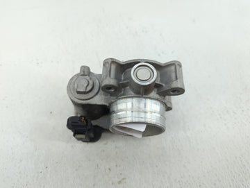 2016-2021 Chevrolet Malibu Throttle Body P/N:12671379AA Fits Fits 2016 2017 2018 2019 2020 2021 2022 OEM Used Auto Parts