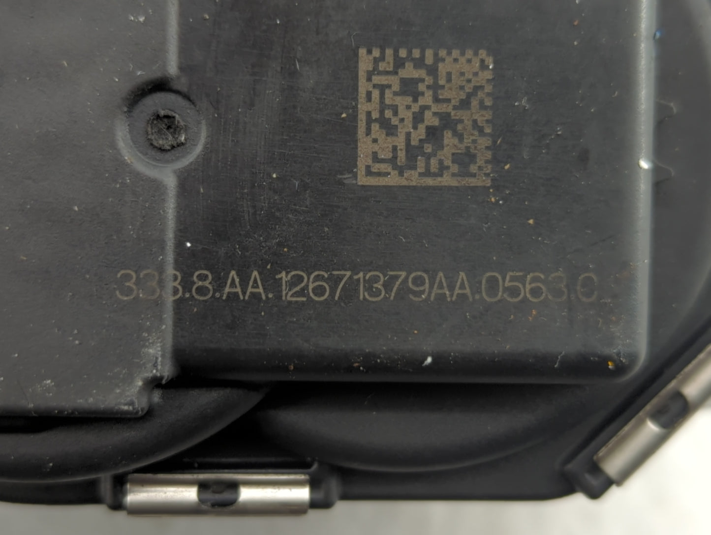 2016-2021 Chevrolet Malibu Throttle Body P/N:12671379AA Fits Fits 2016 2017 2018 2019 2020 2021 2022 OEM Used Auto Parts - O