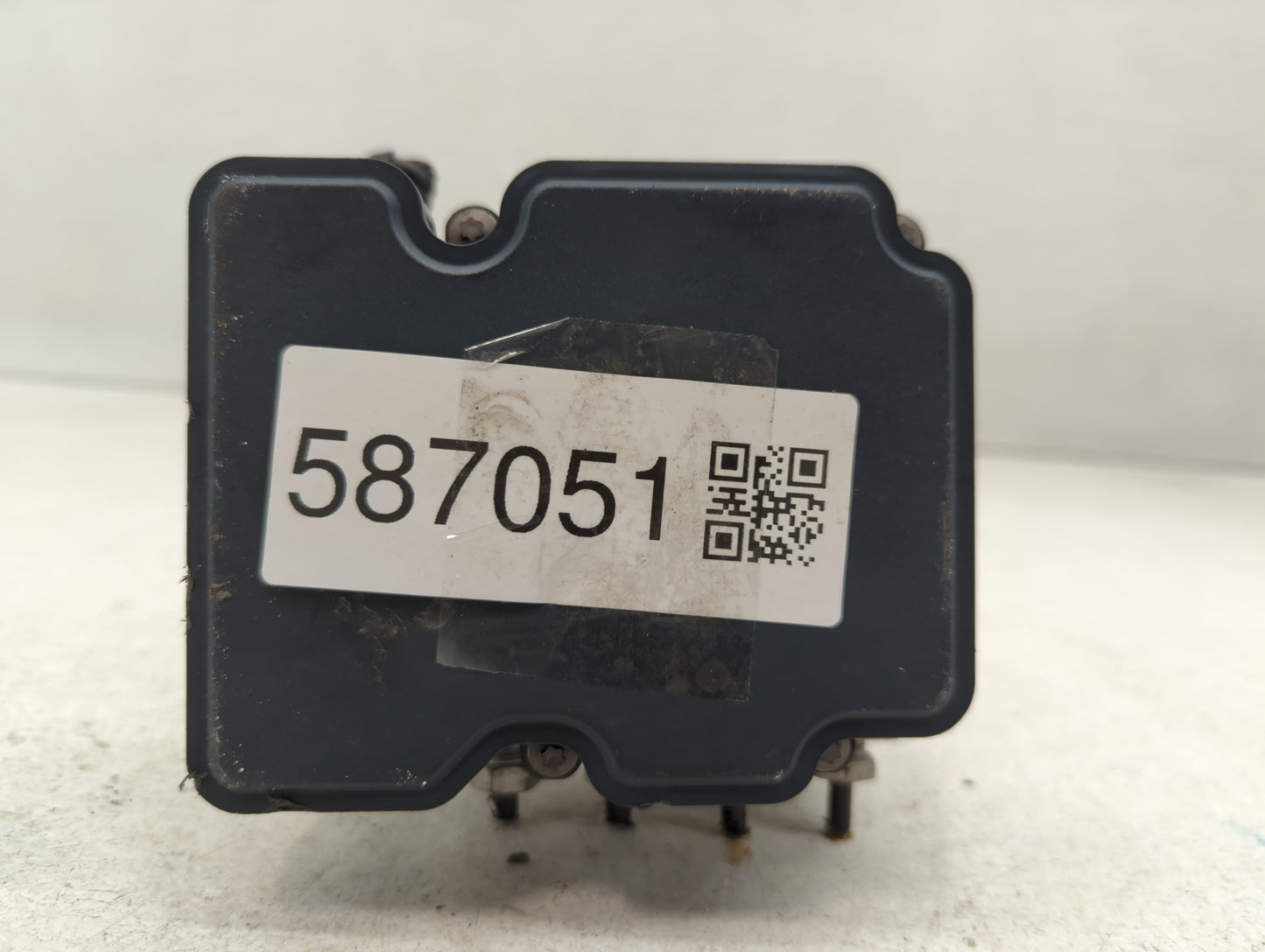 2019-2021 Chevrolet Malibu ABS Pump Control Module Replacement P/N:065055766 Fits Fits 2019 2020 2021 OEM Used Auto Parts - 