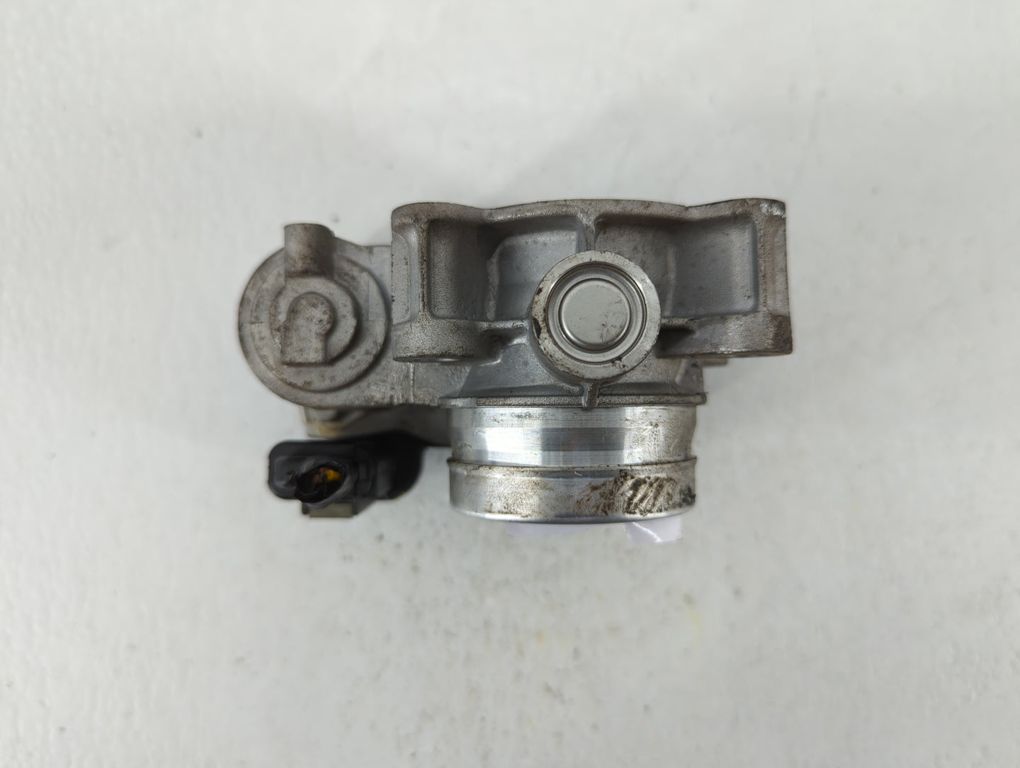 2016-2021 Chevrolet Malibu Throttle Body P/N:12671379AA Fits Fits 2016 2017 2018 2019 2020 2021 2022 OEM Used Auto Parts - O