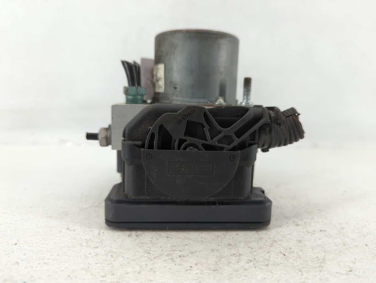 2019-2021 Chevrolet Malibu Anti-Lock Brake ABS Pump Module Actuator OEM P/N:84502888 269 849 Fits Fits 2019 2020 2021 OEM Us