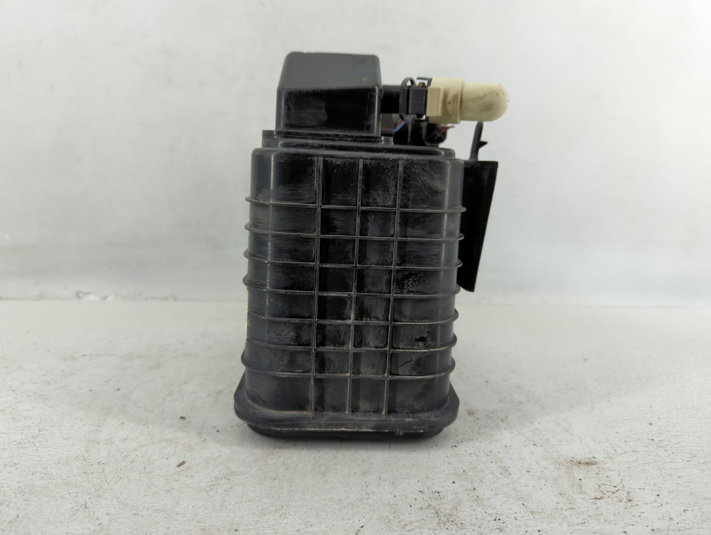 2019 Chevrolet Malibu Fuel Vapor Charcoal Canister - Oemusedautoparts1.com