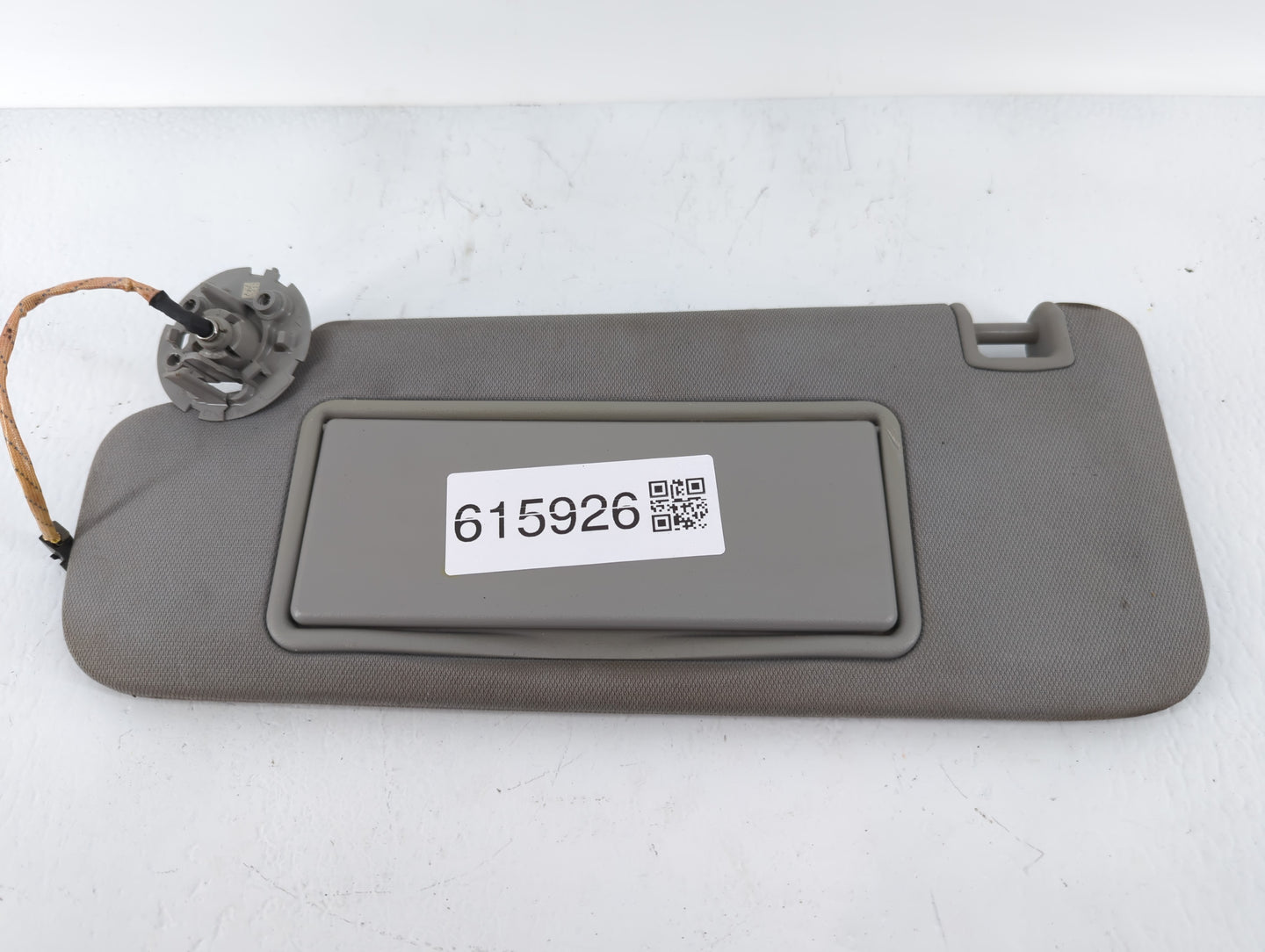 2016-2021 Chevrolet Malibu Sun Visor Shade Replacement Driver Left Mirror Fits Fits 2016 2017 2018 2019 2020 2021 OEM Used A