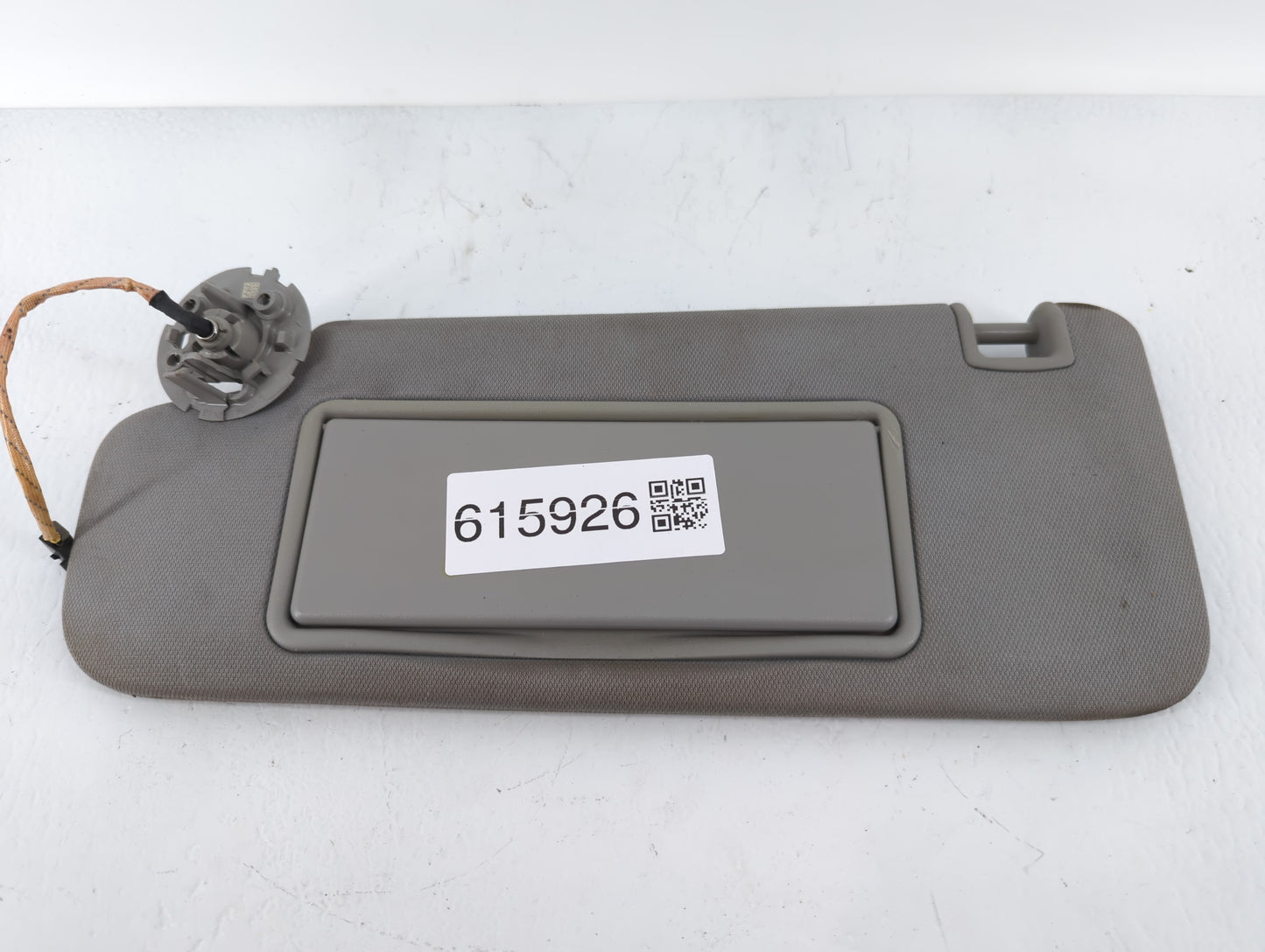 2016-2021 Chevrolet Malibu Sun Visor Shade Replacement Driver Left Mirror Fits Fits 2016 2017 2018 2019 2020 2021 OEM Used A