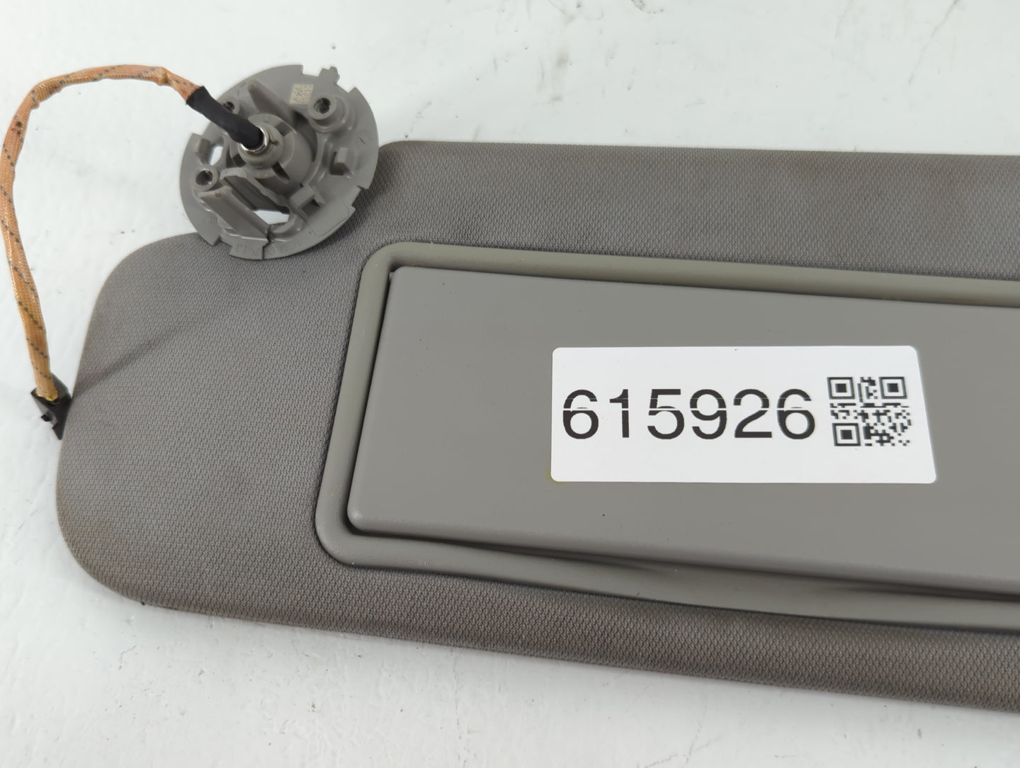 2016-2021 Chevrolet Malibu Sun Visor Shade Replacement Driver Left Mirror Fits Fits 2016 2017 2018 2019 2020 2021 OEM Used A