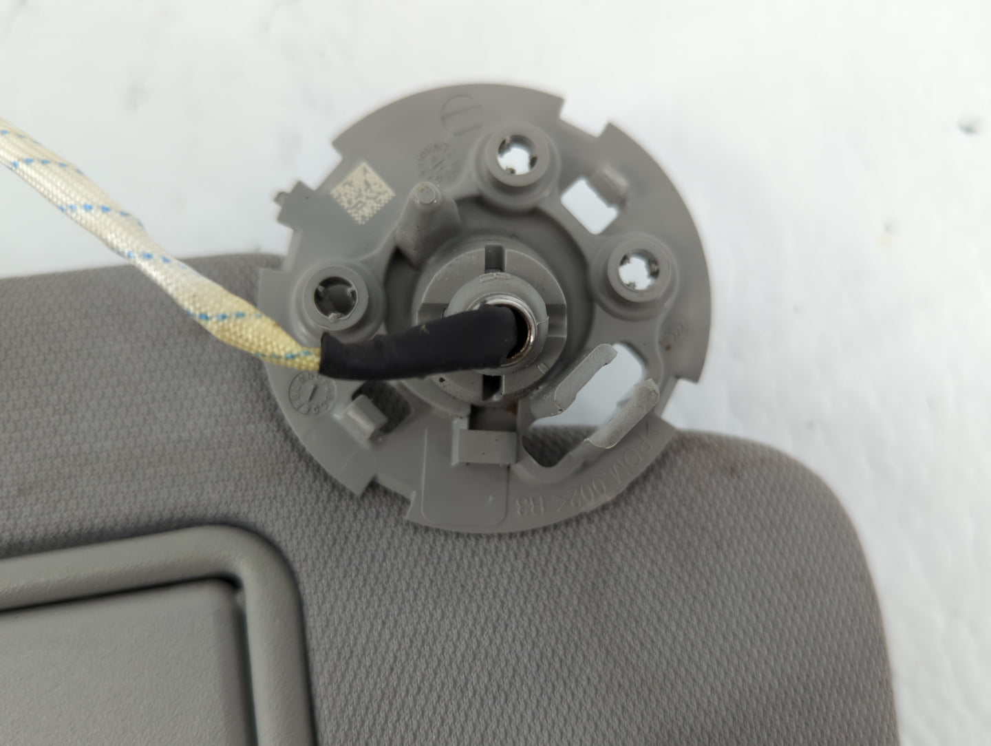 2016-2021 Chevrolet Malibu Sun Visor Shade Replacement Passenger Right Mirror Fits Fits 2016 2017 2018 2019 2020 2021 OEM Us