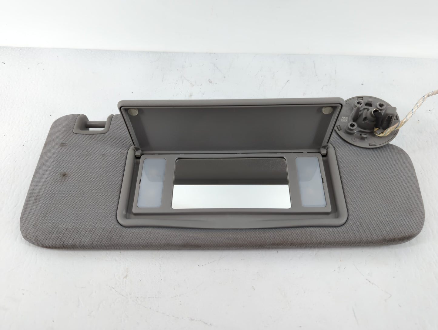 2016-2021 Chevrolet Malibu Sun Visor Shade Replacement Passenger Right Mirror Fits Fits 2016 2017 2018 2019 2020 2021 OEM Us