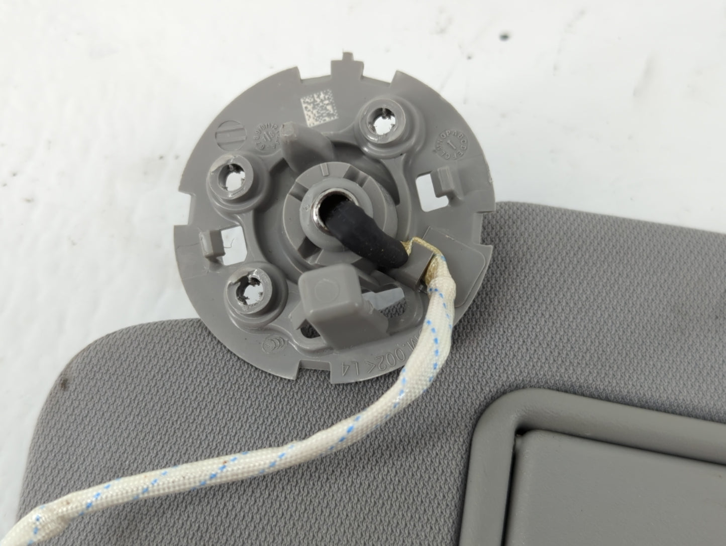 2016-2021 Chevrolet Malibu Sun Visor Shade Replacement Driver Left Mirror Fits Fits 2016 2017 2018 2019 2020 2021 OEM Used A