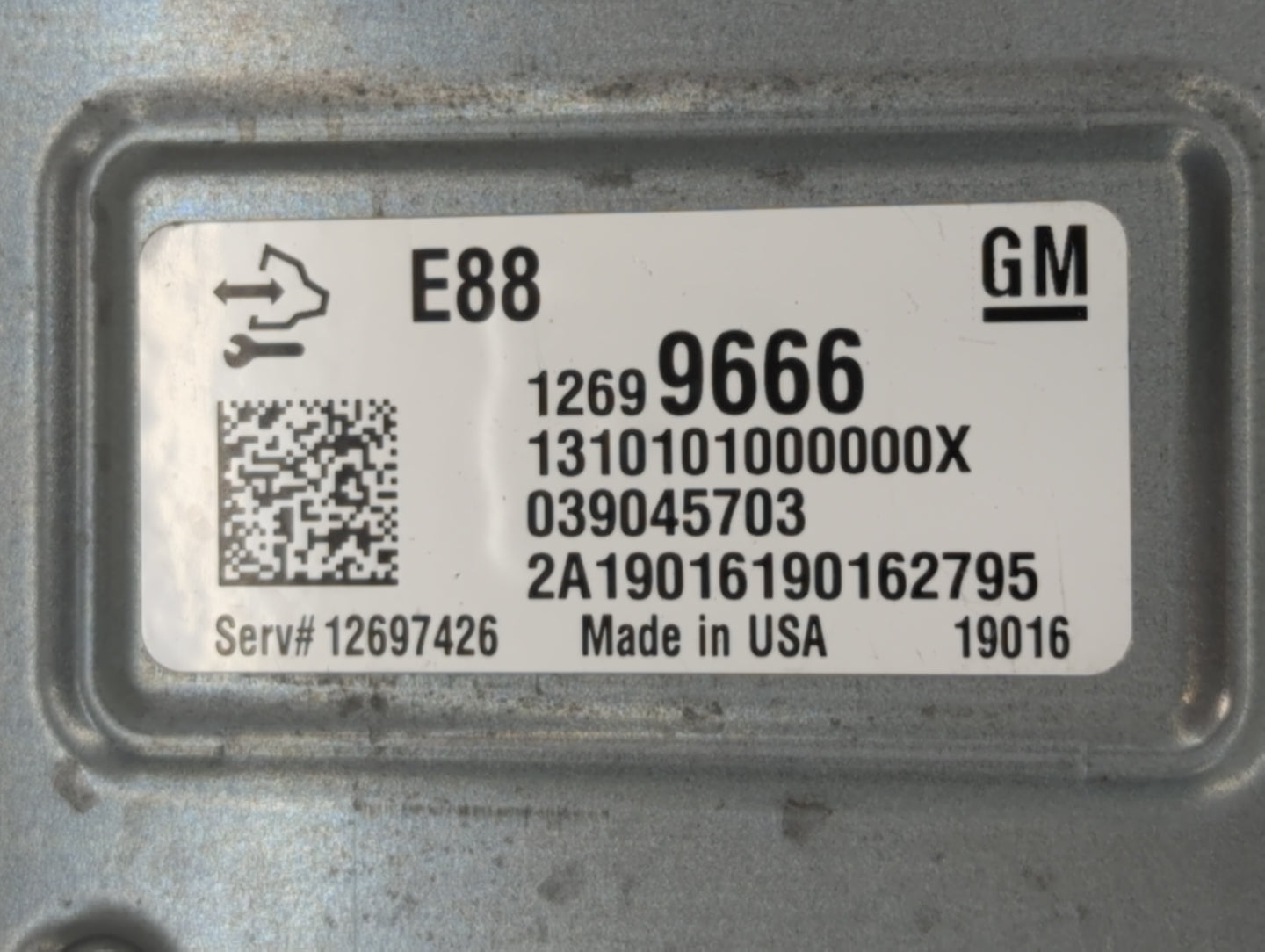 2018-2019 Chevrolet Malibu PCM Engine Control Computer ECU ECM PCU OEM P/N:12699666 Fits Fits 2018 2019 OEM Used Auto Parts 
