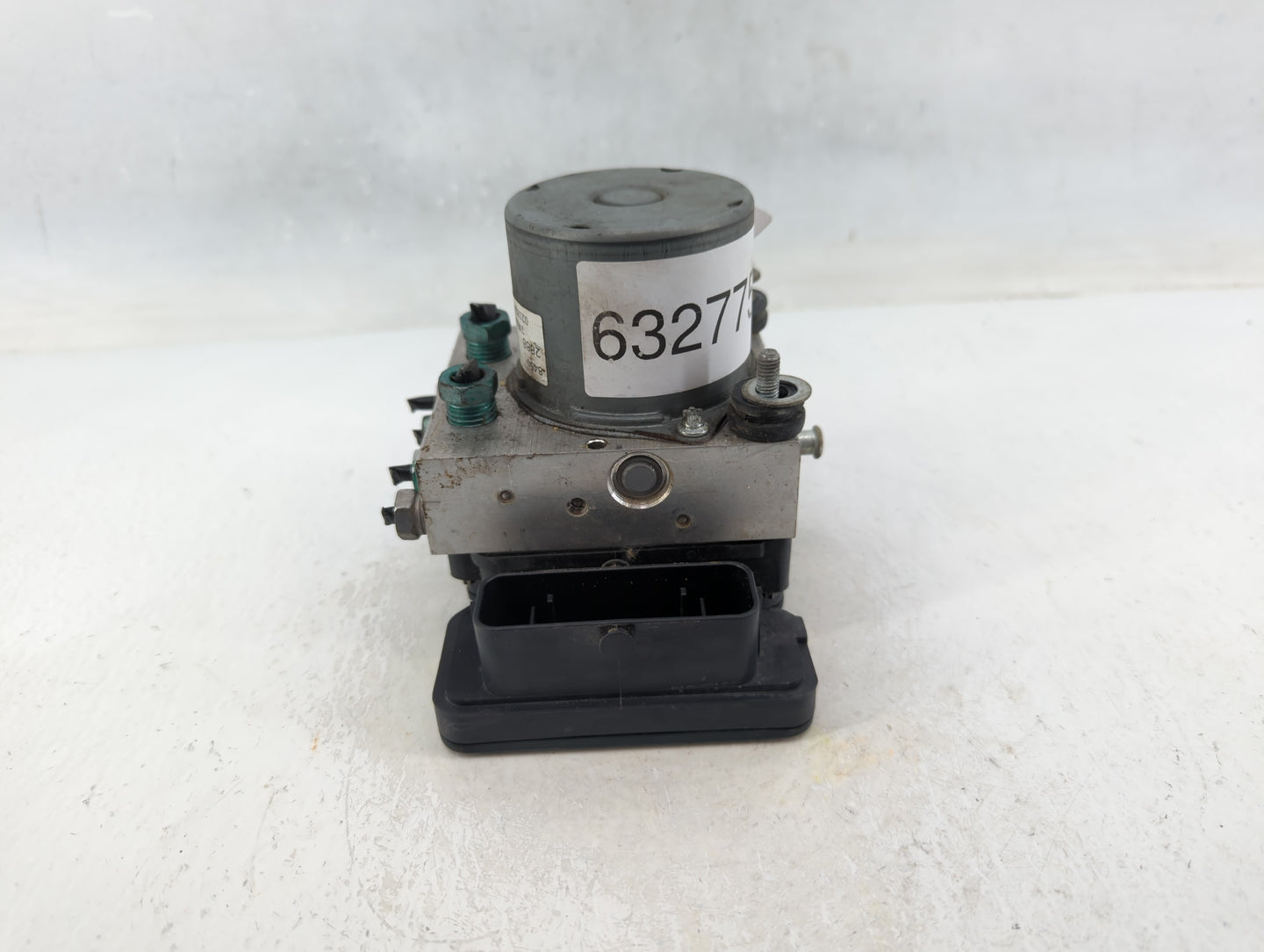 2019-2021 Chevrolet Malibu ABS Pump Control Module Replacement P/N:065055766 Fits Fits 2019 2020 2021 OEM Used Auto Parts - 