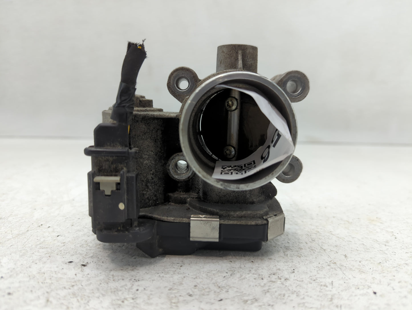 2016-2021 Chevrolet Malibu Throttle Body P/N:12671379AA Fits Fits 2016 2017 2018 2019 2020 2021 2022 OEM Used Auto Parts - O