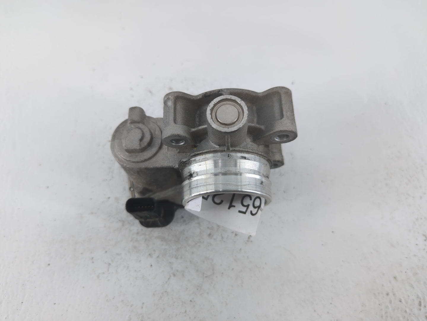 2016-2021 Chevrolet Malibu Throttle Body P/N:12671379AA Fits Fits 2016 2017 2018 2019 2020 2021 2022 OEM Used Auto Parts - O