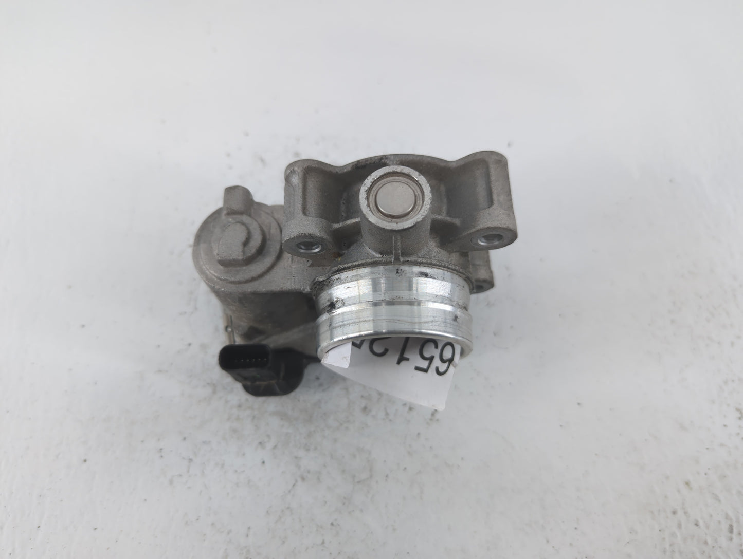 2016-2021 Chevrolet Malibu Throttle Body P/N:12671379AA Fits Fits 2016 2017 2018 2019 2020 2021 2022 OEM Used Auto Parts - O