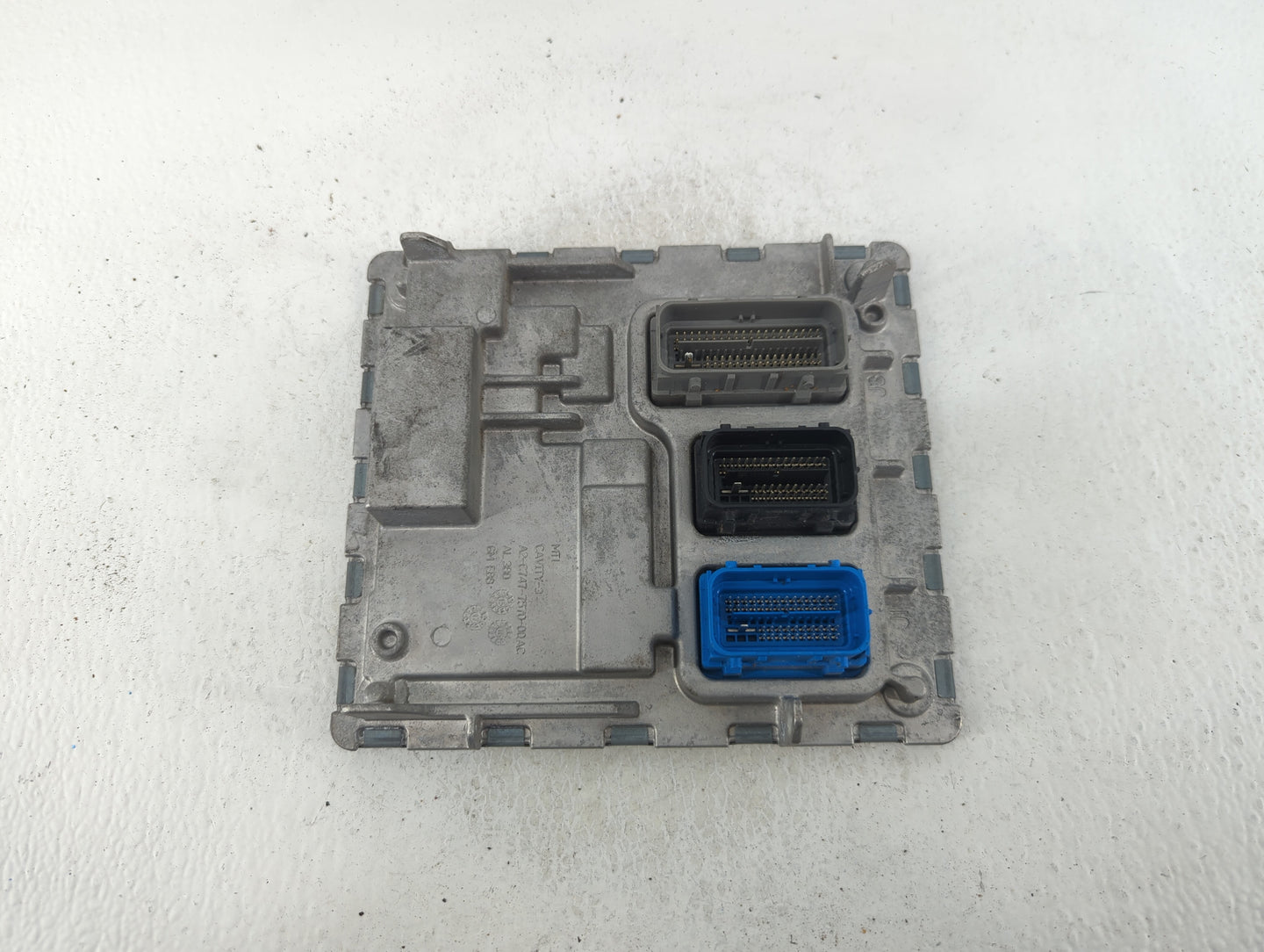 2018-2019 Chevrolet Malibu PCM Engine Control Computer ECU ECM PCU OEM P/N:12689129 Fits Fits 2018 2019 OEM Used Auto Parts 
