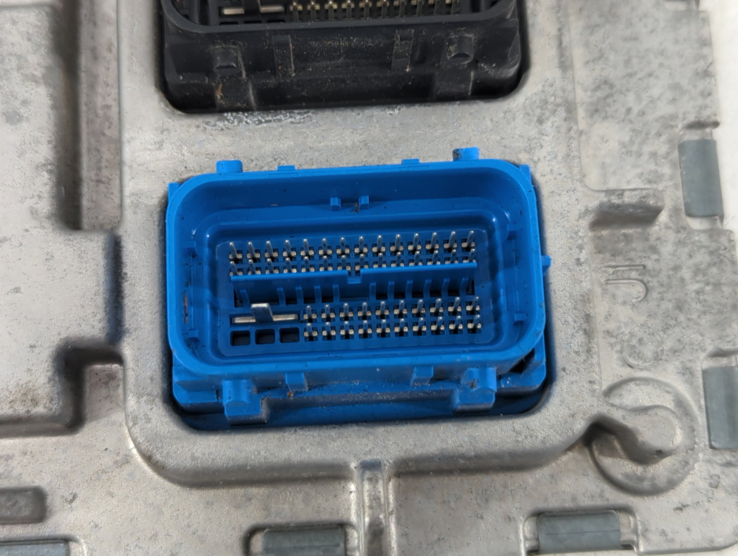 2018-2019 Chevrolet Malibu PCM Engine Control Computer ECU ECM PCU OEM P/N:12689129 Fits Fits 2018 2019 OEM Used Auto Parts 
