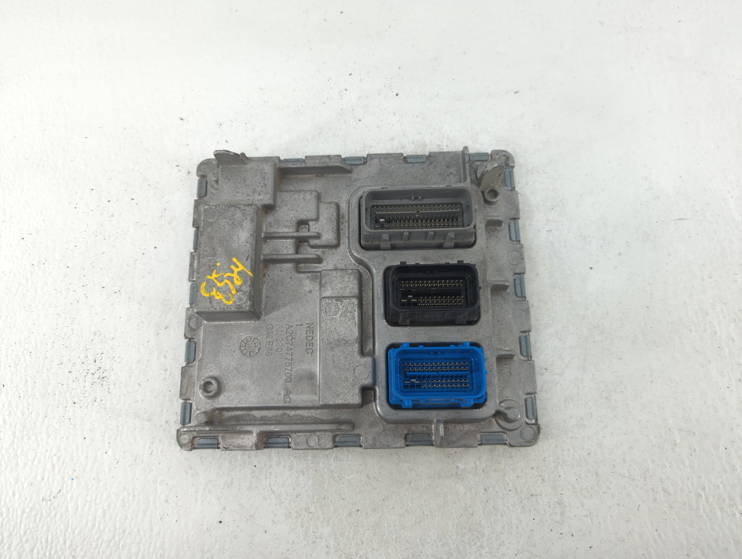 2018-2019 Chevrolet Malibu PCM Engine Control Computer ECU ECM PCU OEM P/N:12699666 Fits Fits 2018 2019 OEM Used Auto Parts 