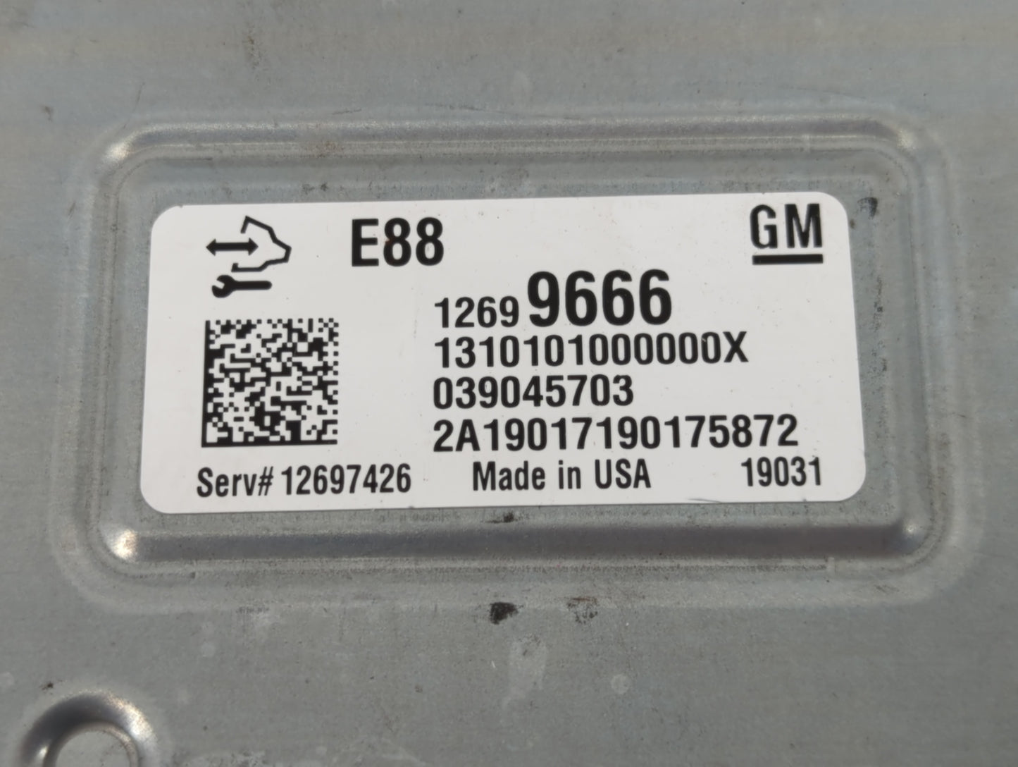 2018-2019 Chevrolet Malibu PCM Engine Control Computer ECU ECM PCU OEM P/N:12699666 Fits Fits 2018 2019 OEM Used Auto Parts 
