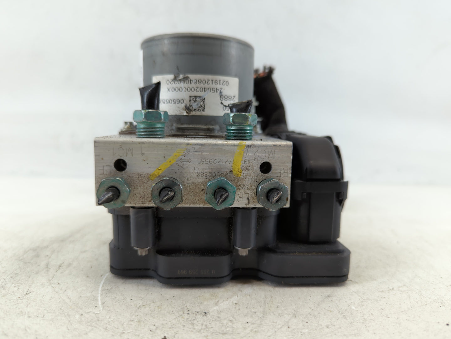 2019-2021 Chevrolet Malibu ABS Pump Control Module Replacement P/N:84502888 Fits Fits 2019 2020 2021 OEM Used Auto Parts - O