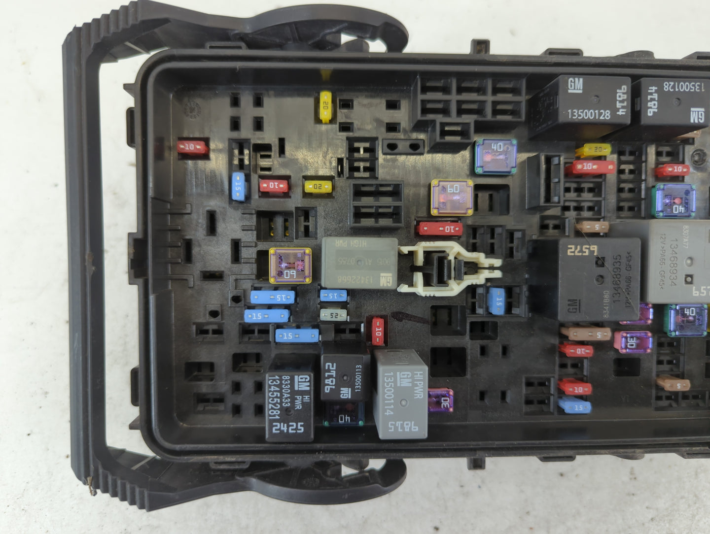 2018-2019 Chevrolet Malibu Fusebox Fuse Box Panel Relay Module P/N:84586305-02 Fits Fits 2018 2019 OEM Used Auto Parts - Oem