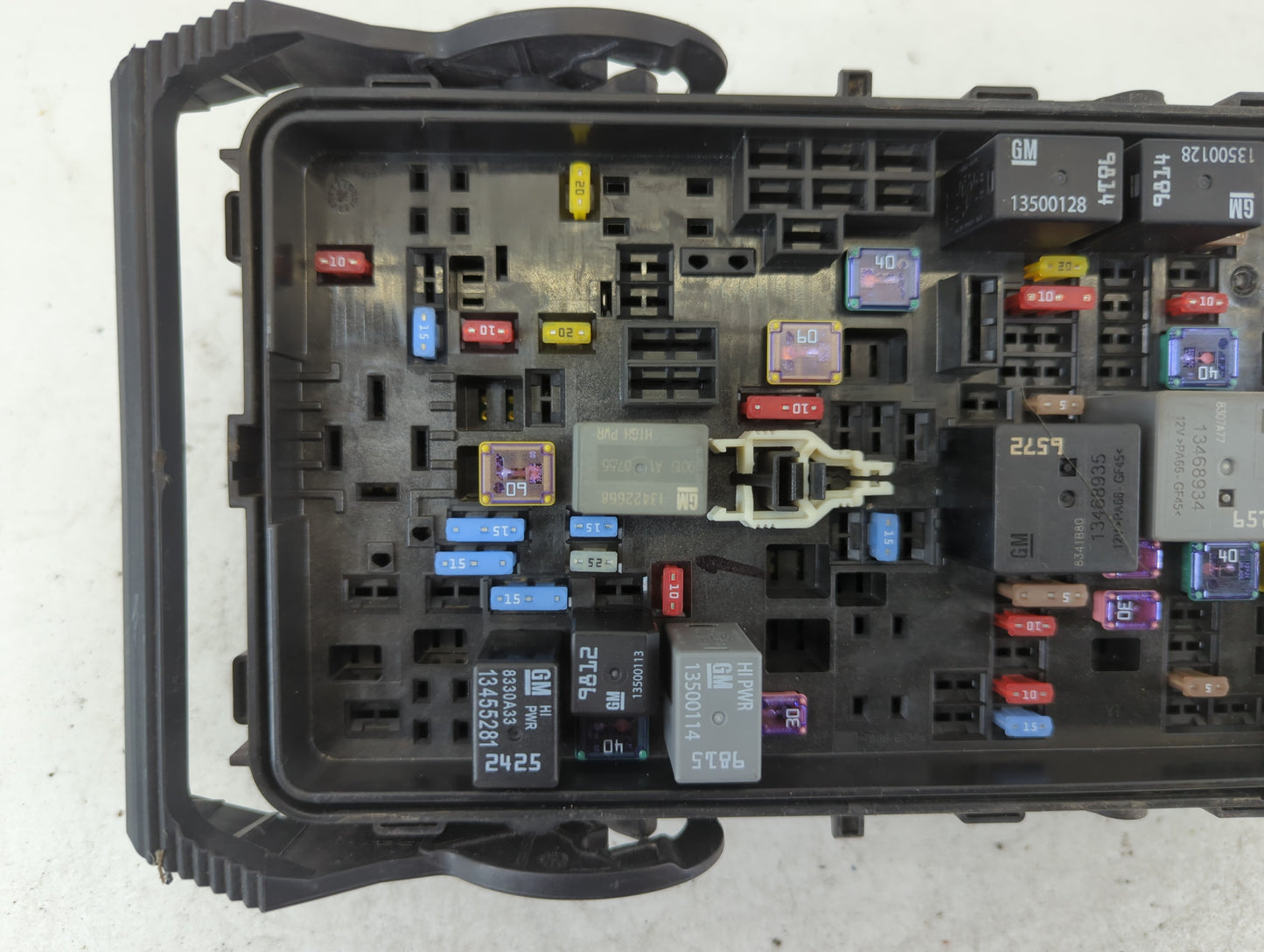 2018-2019 Chevrolet Malibu Fusebox Fuse Box Panel Relay Module P/N:84586305-02 Fits Fits 2018 2019 OEM Used Auto Parts - Oem