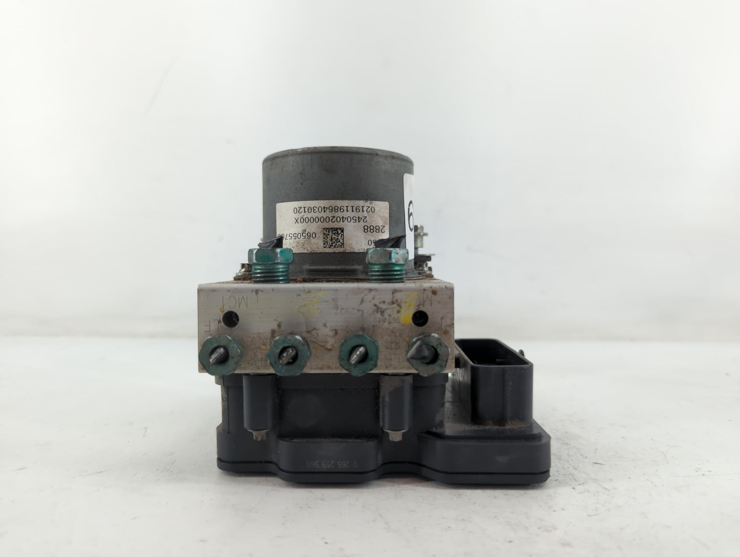 2019-2021 Chevrolet Malibu ABS Pump Control Module Replacement P/N:84502888 Fits Fits 2019 2020 2021 OEM Used Auto Parts - O