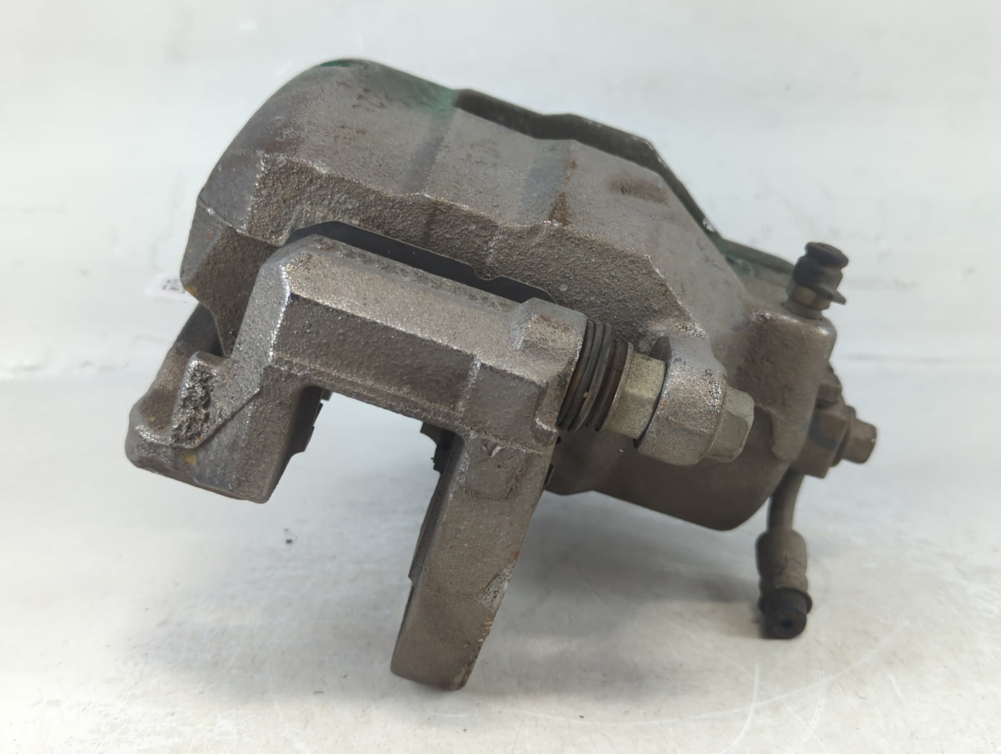 2016-2021 Chevrolet Malibu Front Driver Left Brake Caliper - Oemusedautoparts1.com