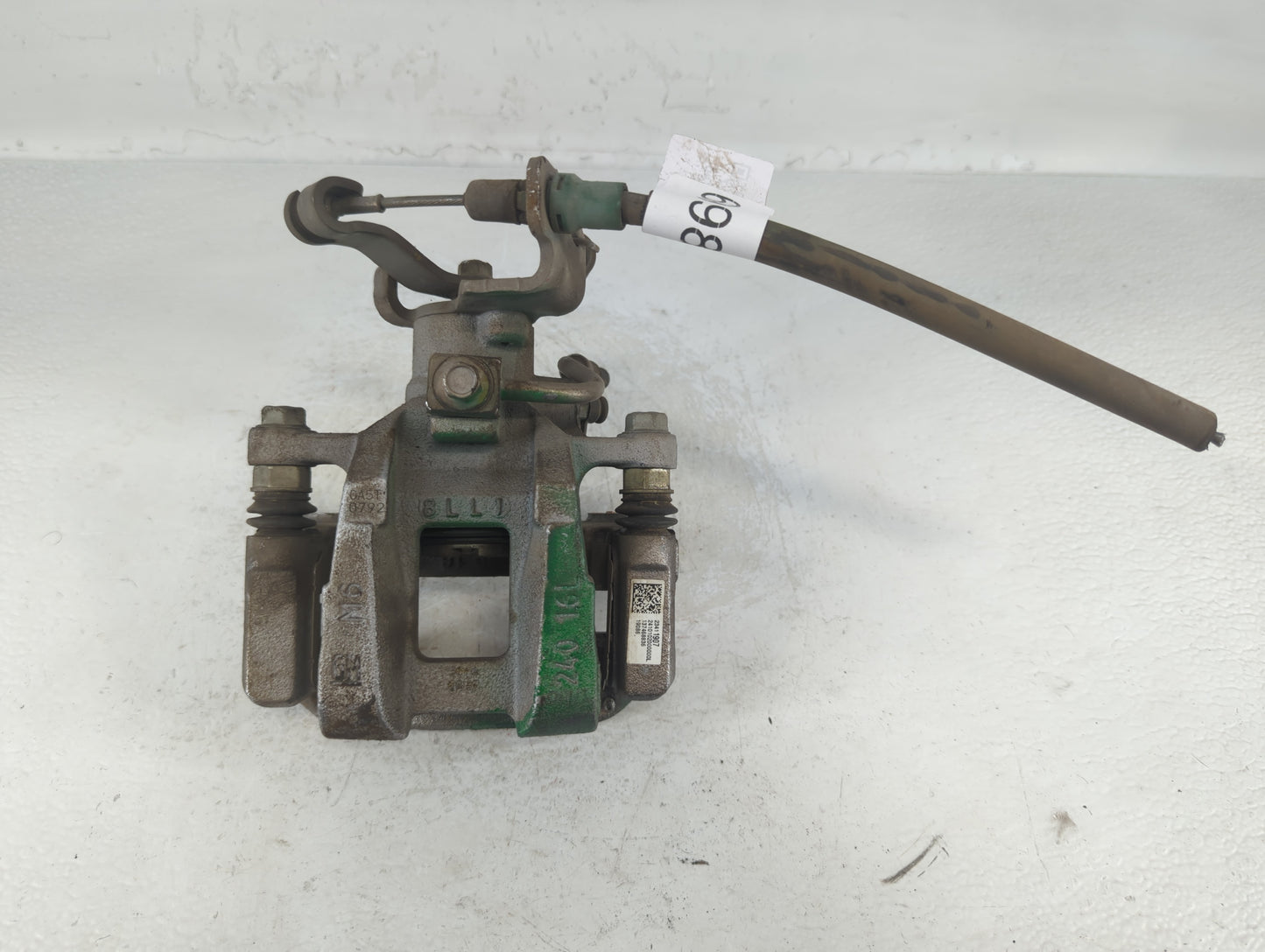 2016-2021 Chevrolet Malibu Front Driver Left Brake Caliper - Oemusedautoparts1.com