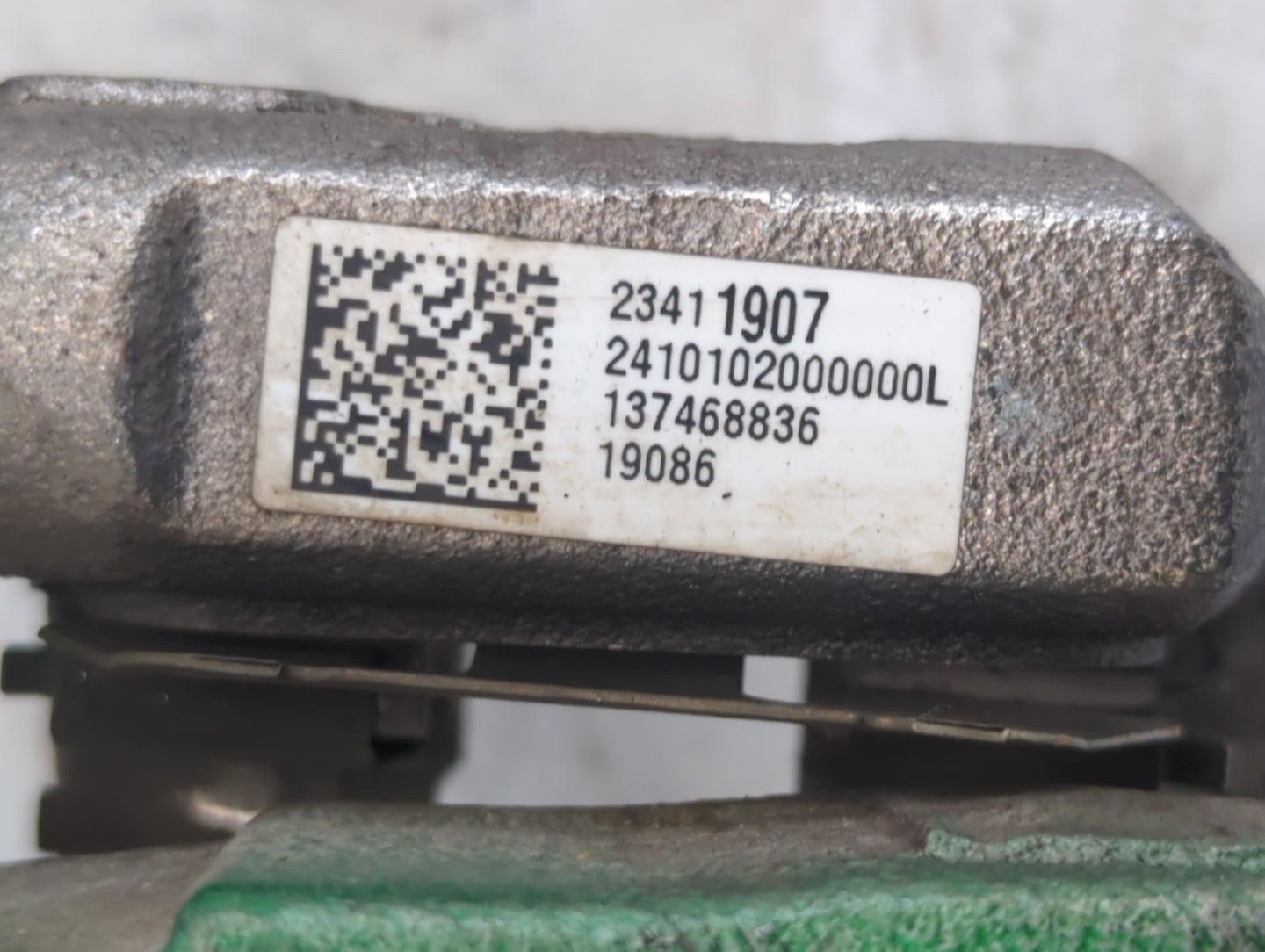2016-2021 Chevrolet Malibu Front Driver Left Brake Caliper - Oemusedautoparts1.com