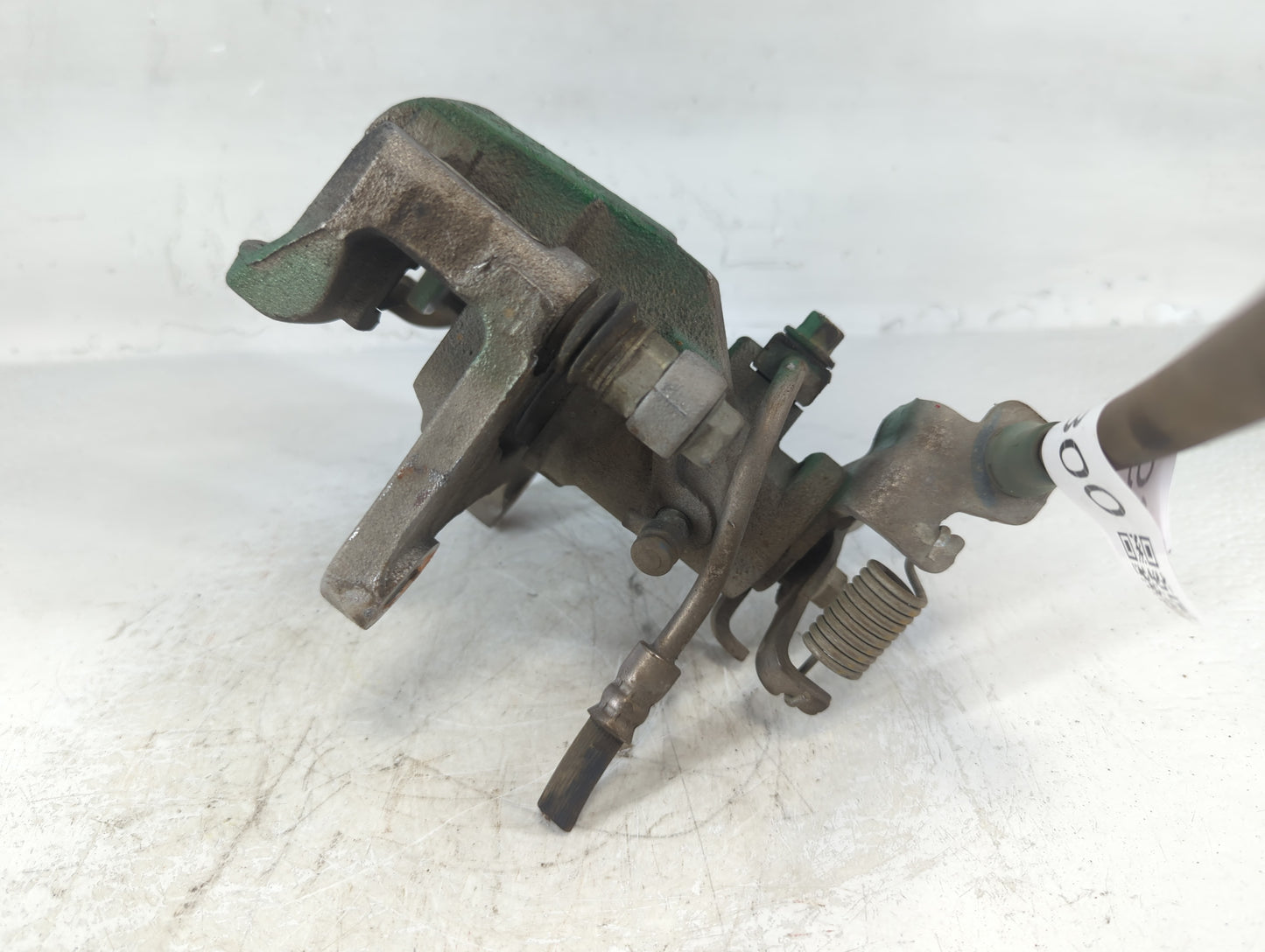 2016-2021 Chevrolet Malibu Front Driver Left Brake Caliper - Oemusedautoparts1.com