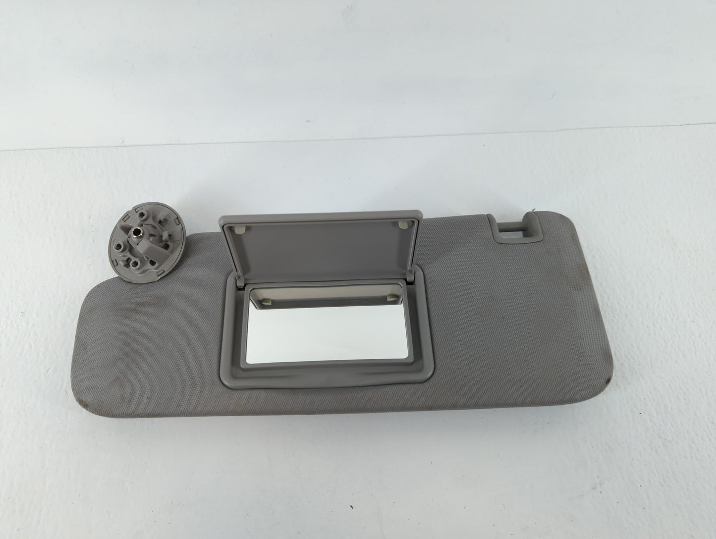 2016-2021 Chevrolet Malibu Sun Visor Shade Replacement Driver Left Mirror Fits Fits 2016 2017 2018 2019 2020 2021 OEM Used A