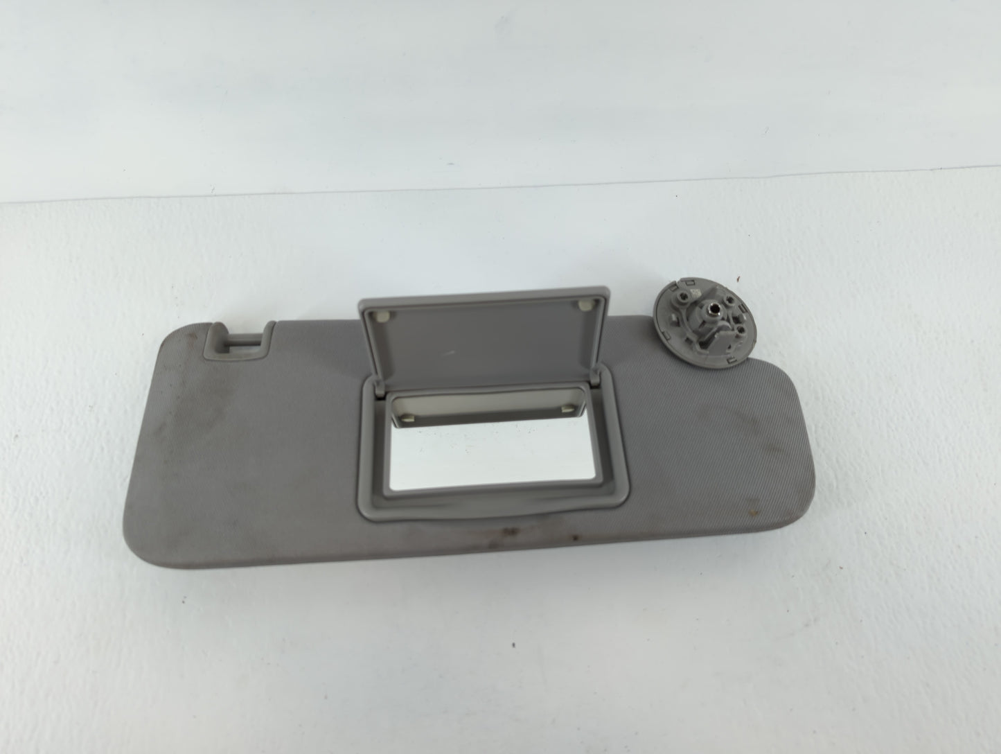 2016-2021 Chevrolet Malibu Sun Visor Shade Replacement Passenger Right Mirror Fits Fits 2016 2017 2018 2019 2020 2021 OEM Us