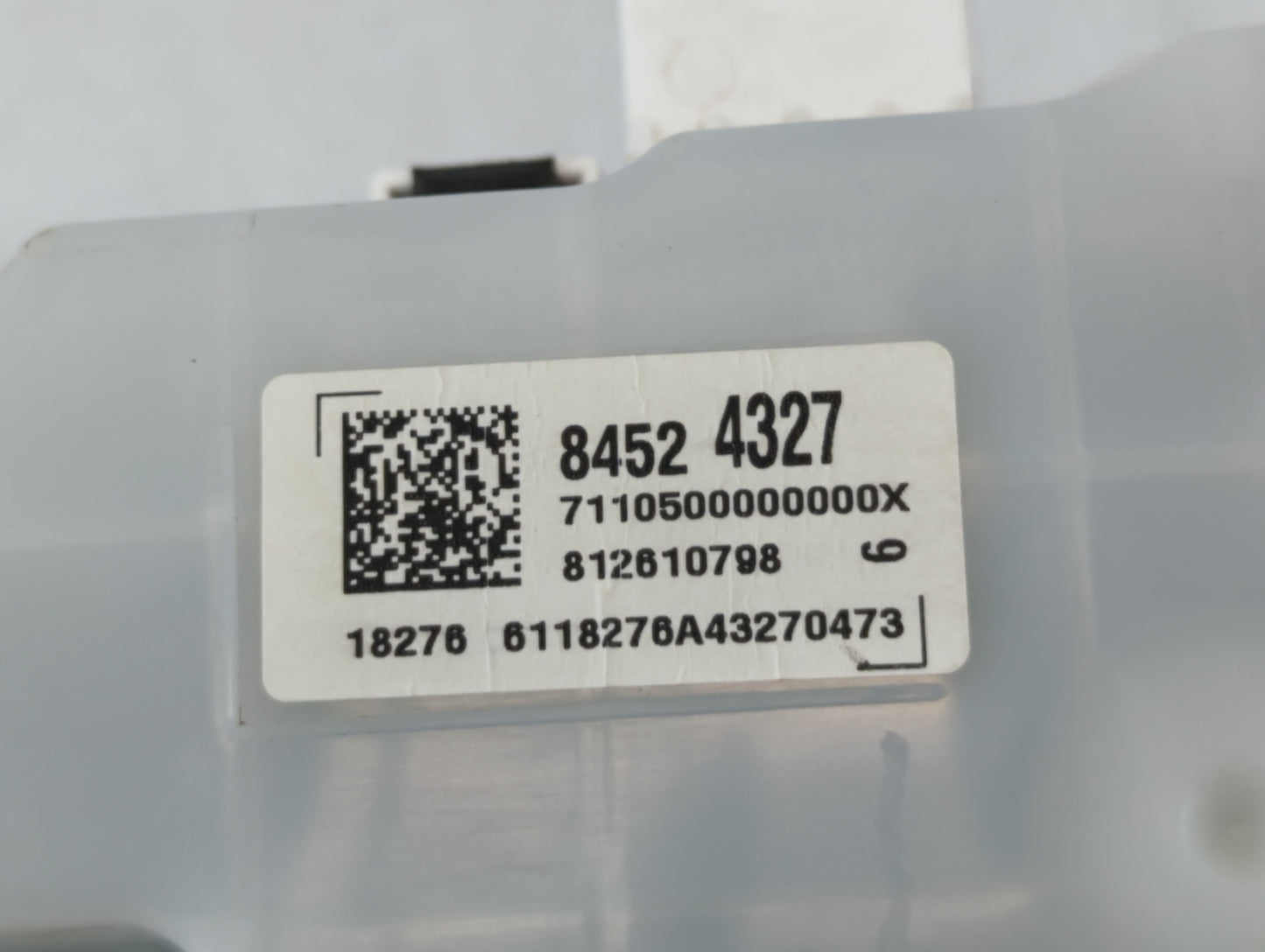 2019 Chevrolet Malibu Instrument Cluster Speedometer Gauges P/N:84524327 Fits OEM Used Auto Parts - Oemusedautoparts1.com