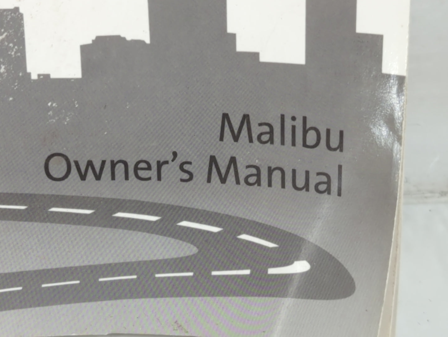 2019 Chevrolet Malibu Owners Manual Book Guide P/N:84074155 OEM Used Auto Parts - Oemusedautoparts1.com