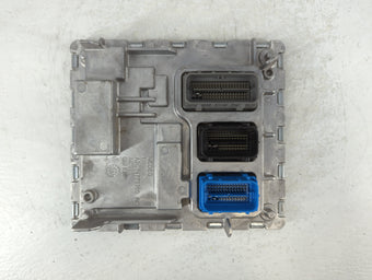 compare product 2018-2019 Chevrolet Malibu PCM Engine Control Computer ECU ECM PCU OEM P/N:12699666 Fits Fits 2018 2019 OEM Used Auto Parts
