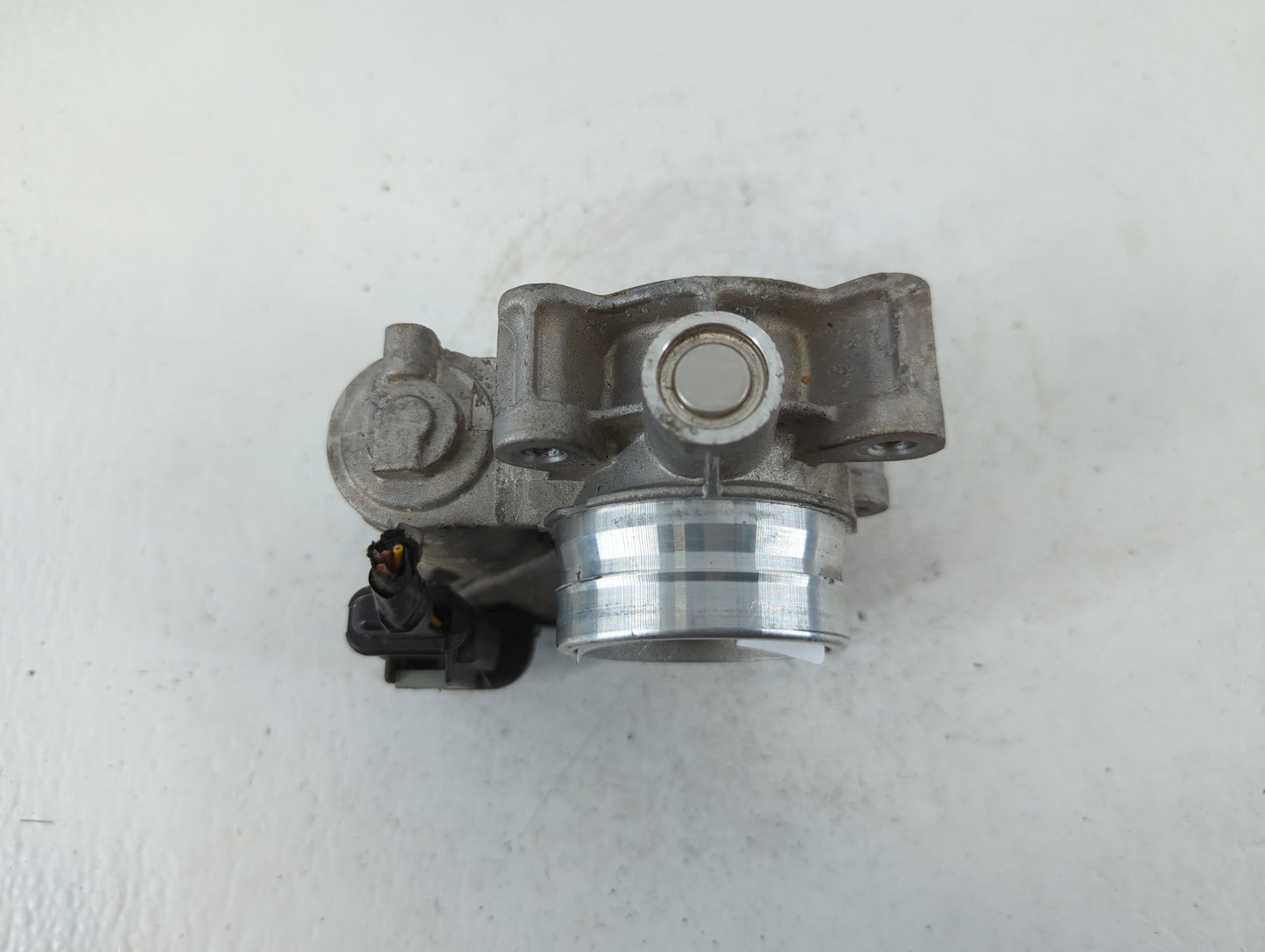 2016-2021 Chevrolet Malibu Throttle Body P/N:12671379AA Fits Fits 2016 2017 2018 2019 2020 2021 2022 OEM Used Auto Parts - O